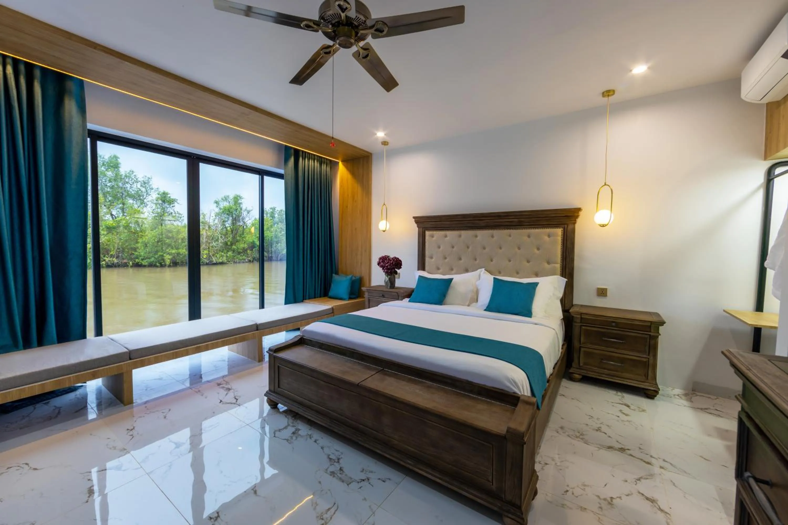 Bedroom in SS Villa & Resort