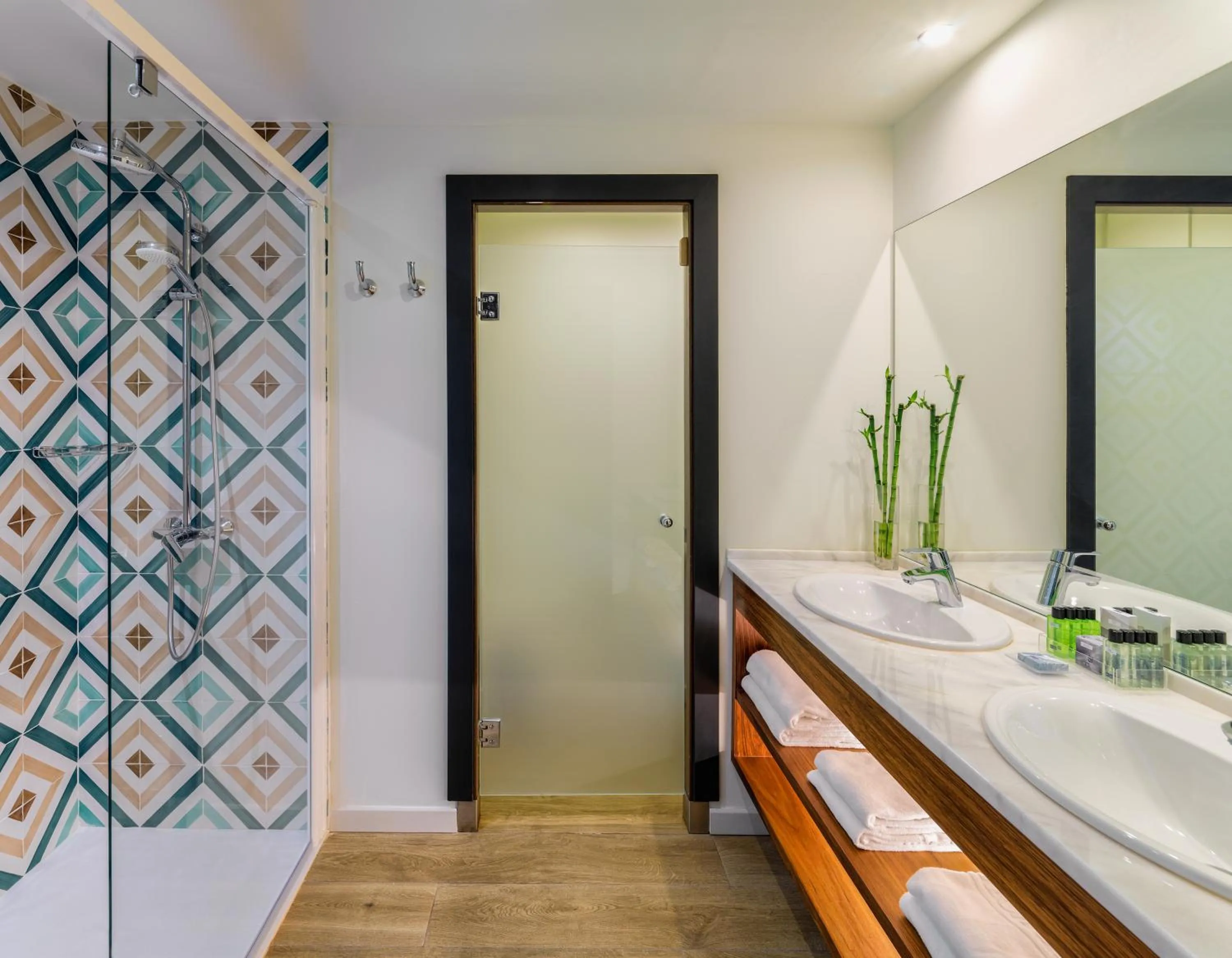 Bathroom in H10 Vintage Salou - Adults Only