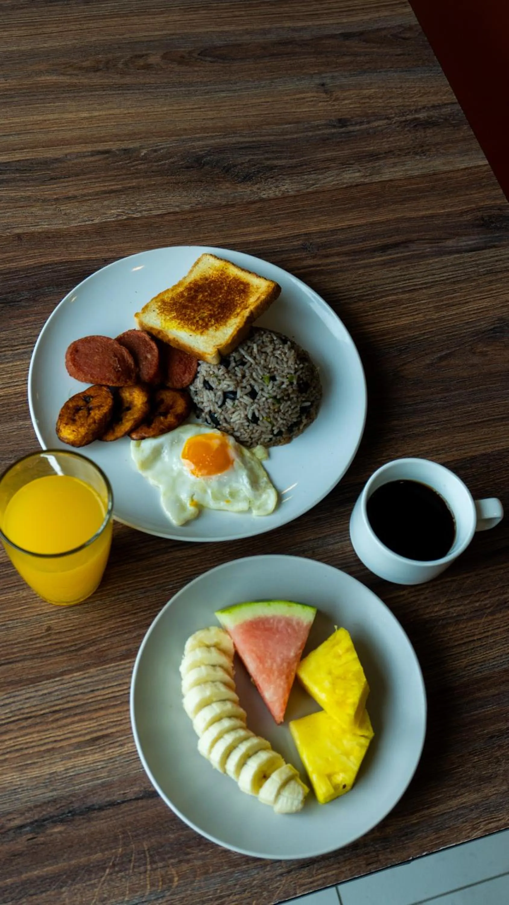 Breakfast in Hotel Cayuga