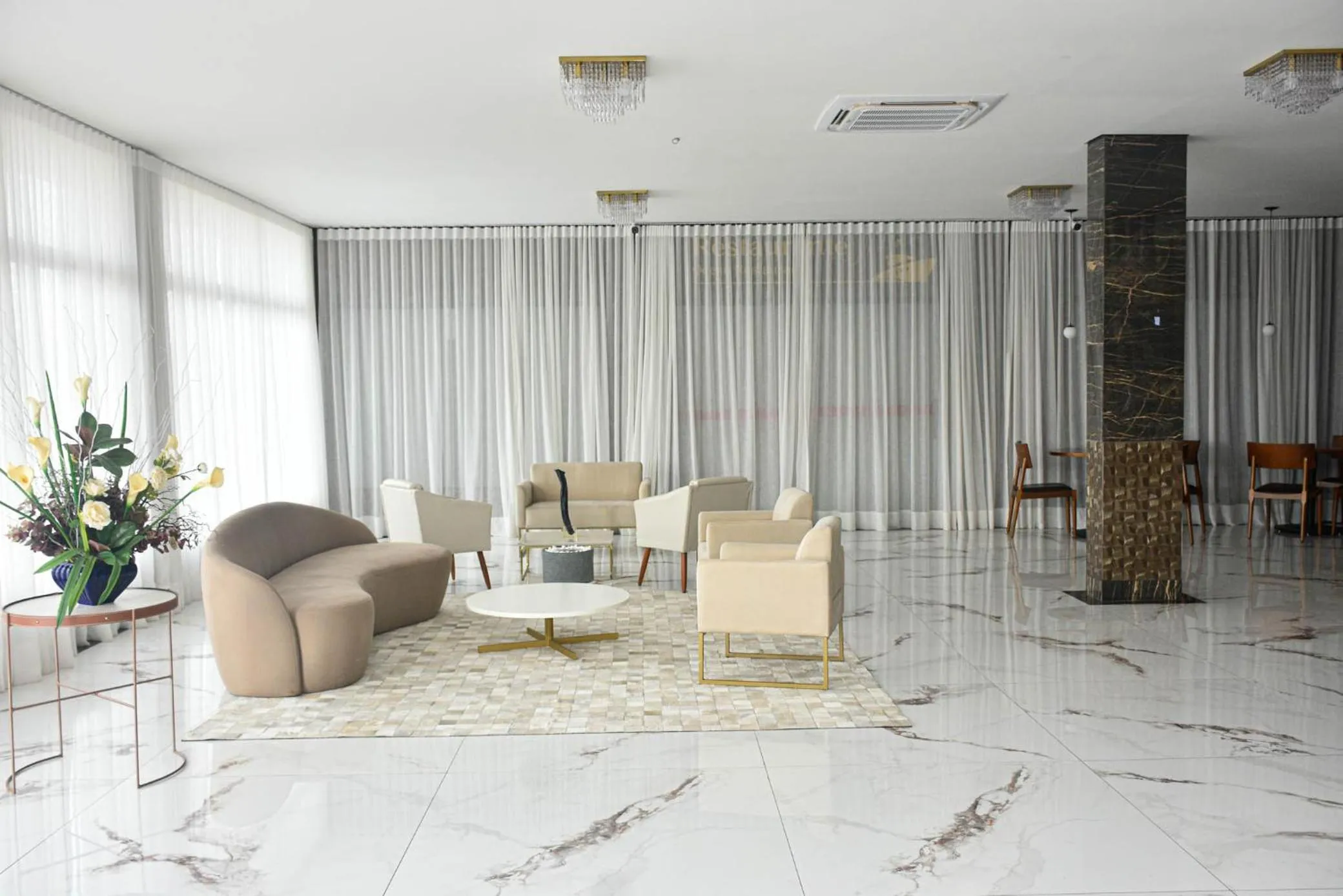 Lobby or reception in Hotel Titanic Penedo