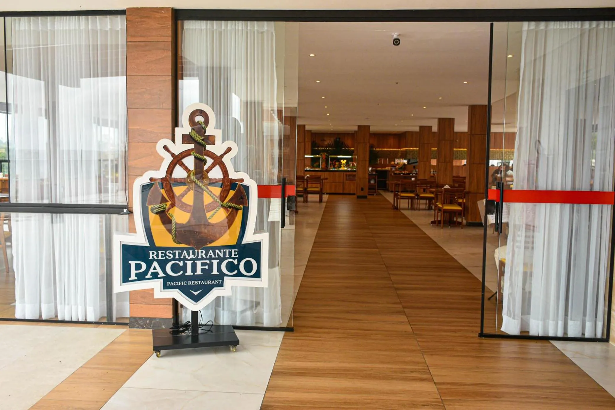 Restaurant/places to eat in Hotel Titanic Penedo