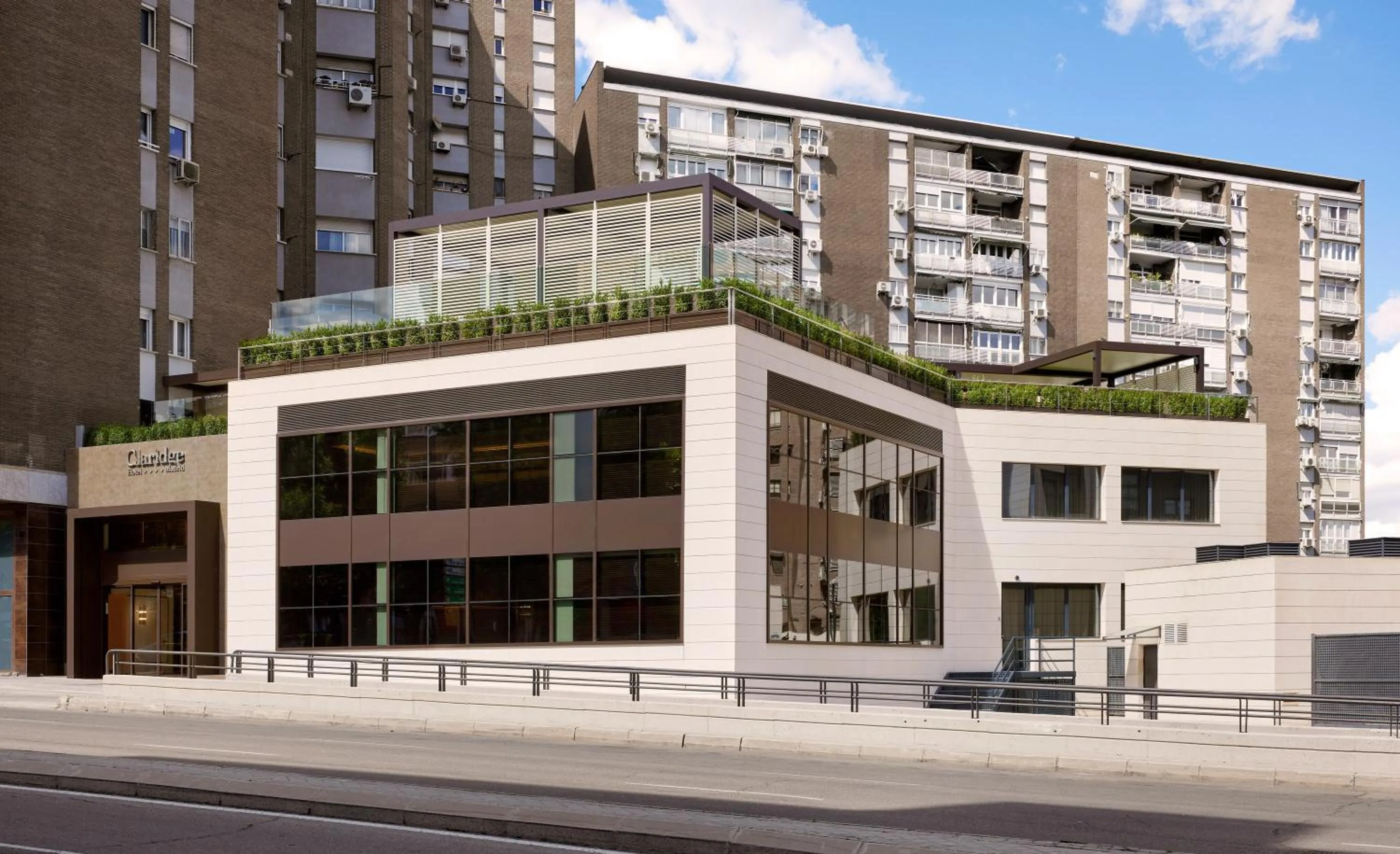 Property building in Claridge Madrid