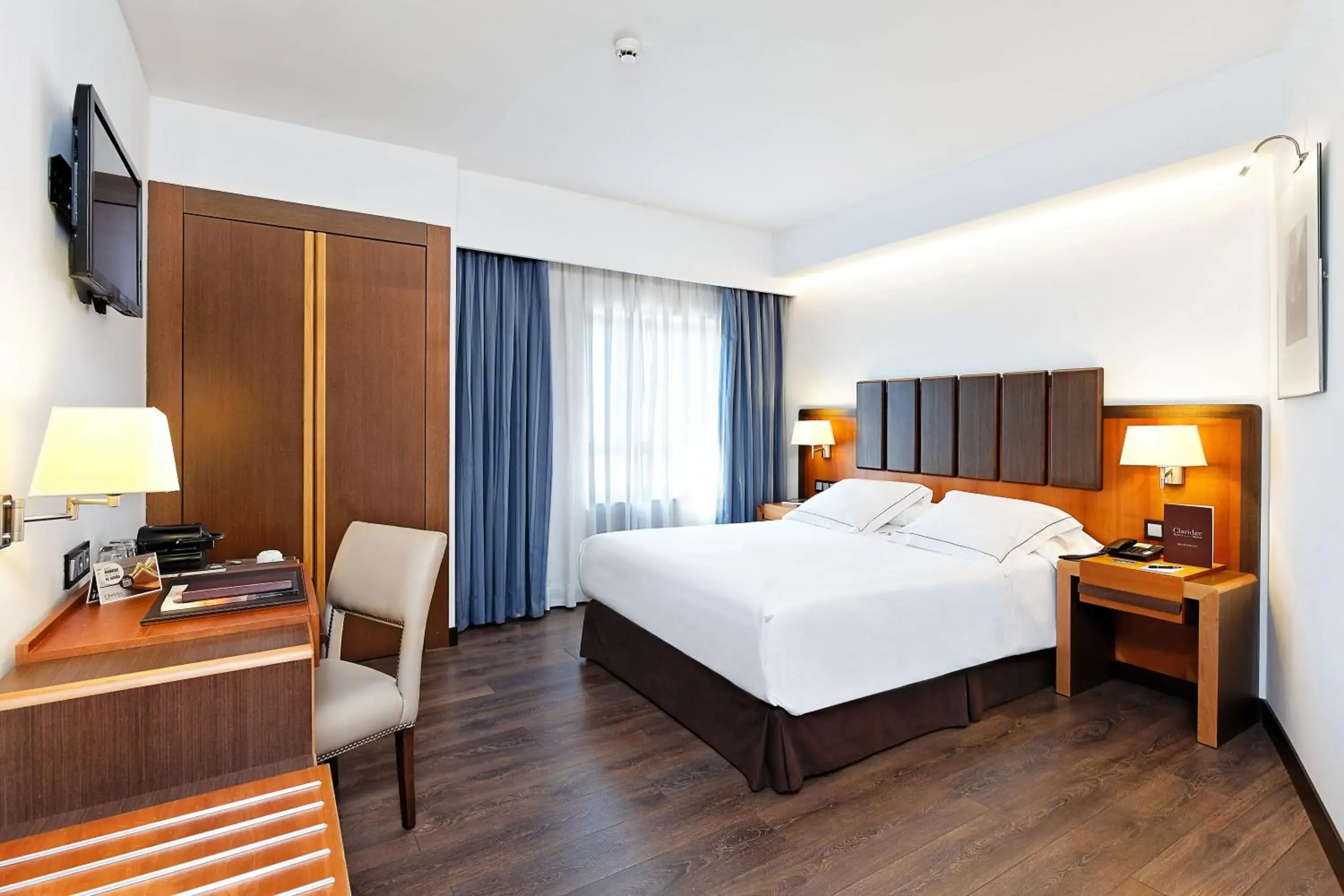 Double or Twin Room in Claridge Madrid Double or Twin Room in Claridge Madrid