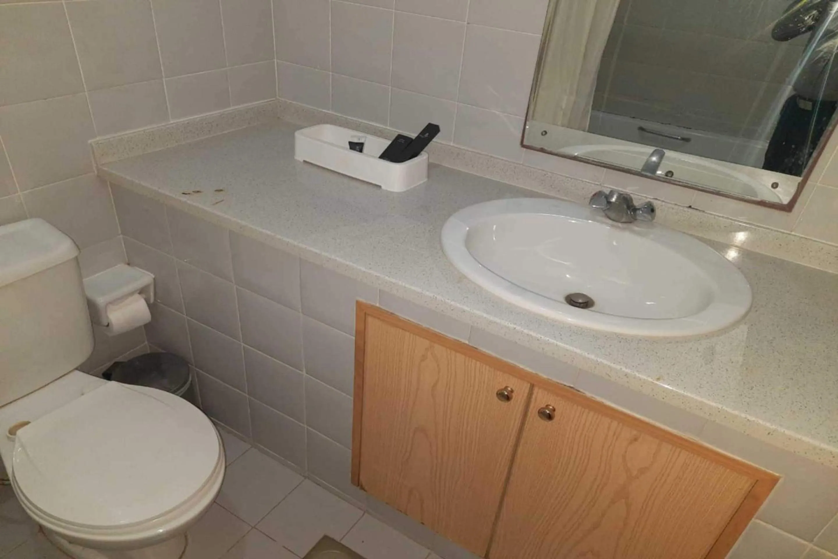 Bathroom in OYO 142 Al Sharqiya Sands Hotel