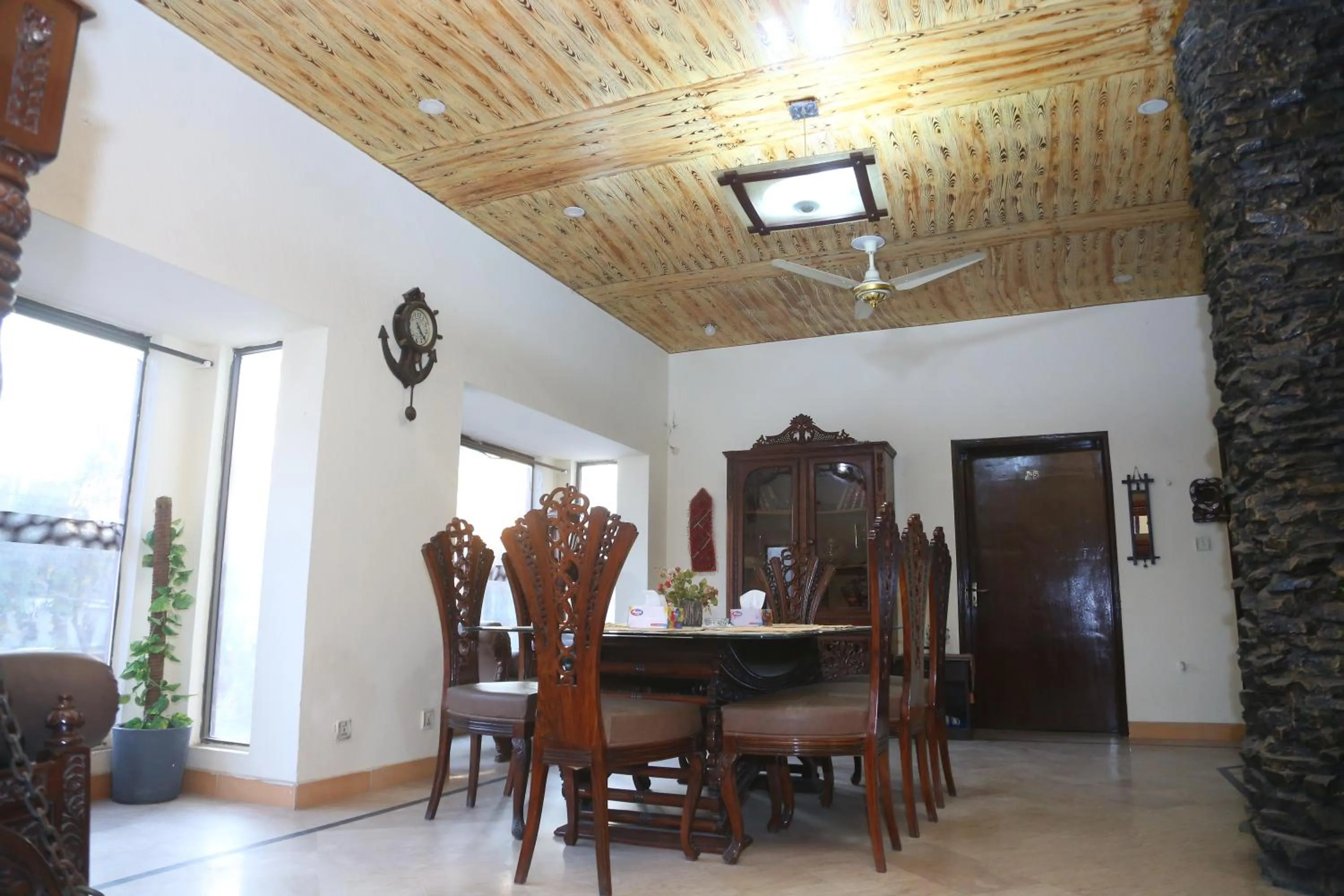 Hotel Zea Care Johar Town Lahore