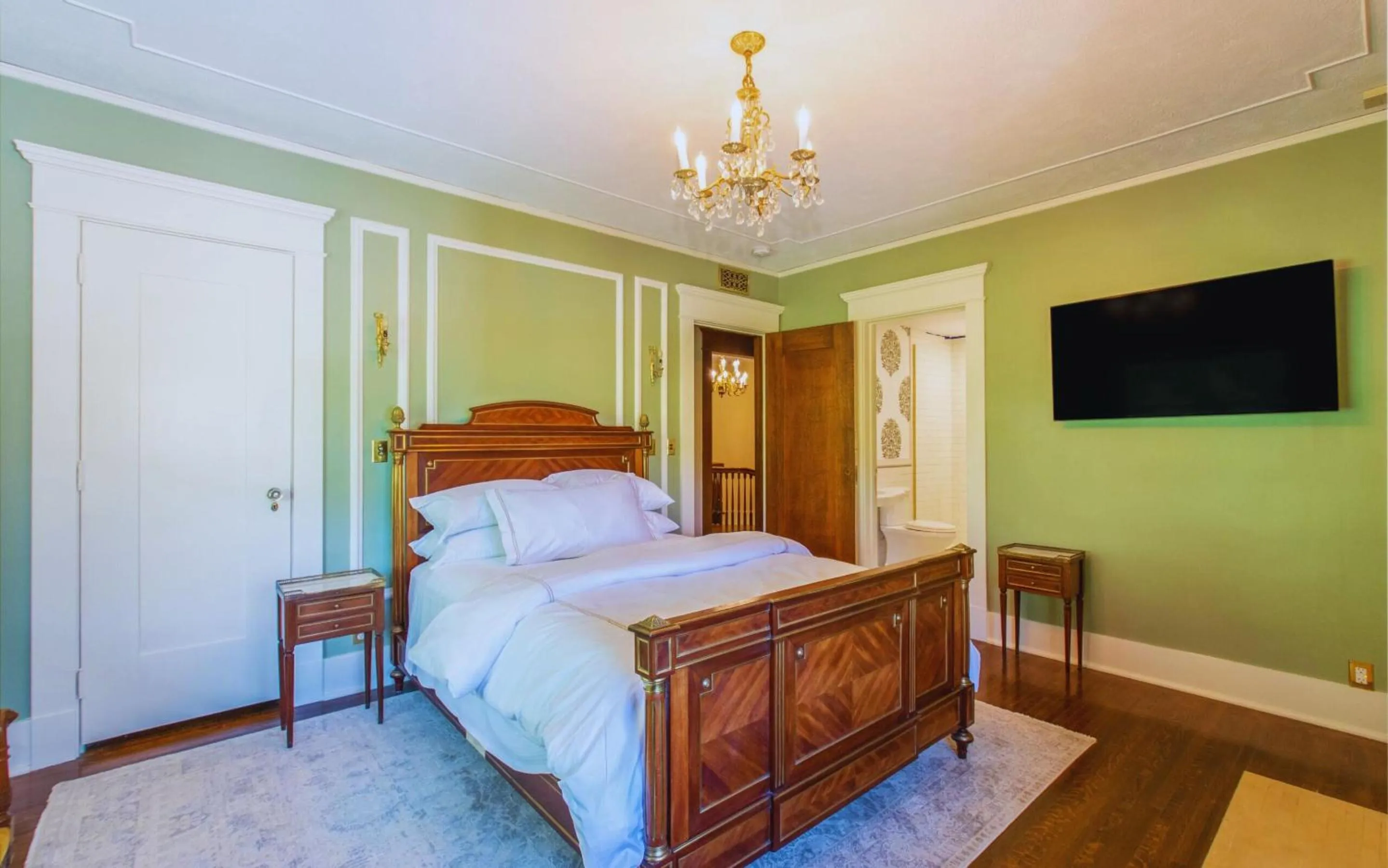 Bedroom, Bed in Martha's Bed and Breakfast