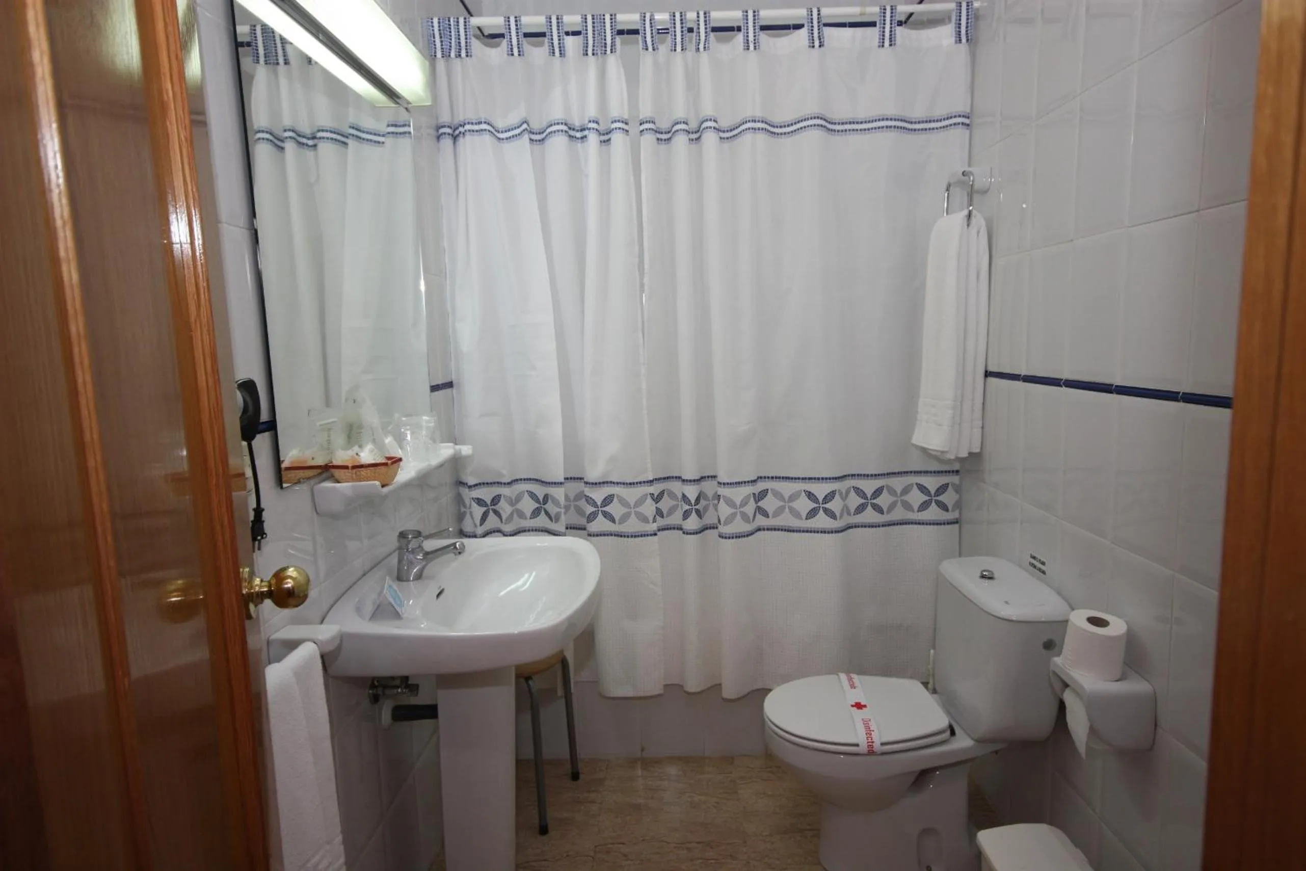 Bathroom in Hotel Rural Montaña de Cazorla