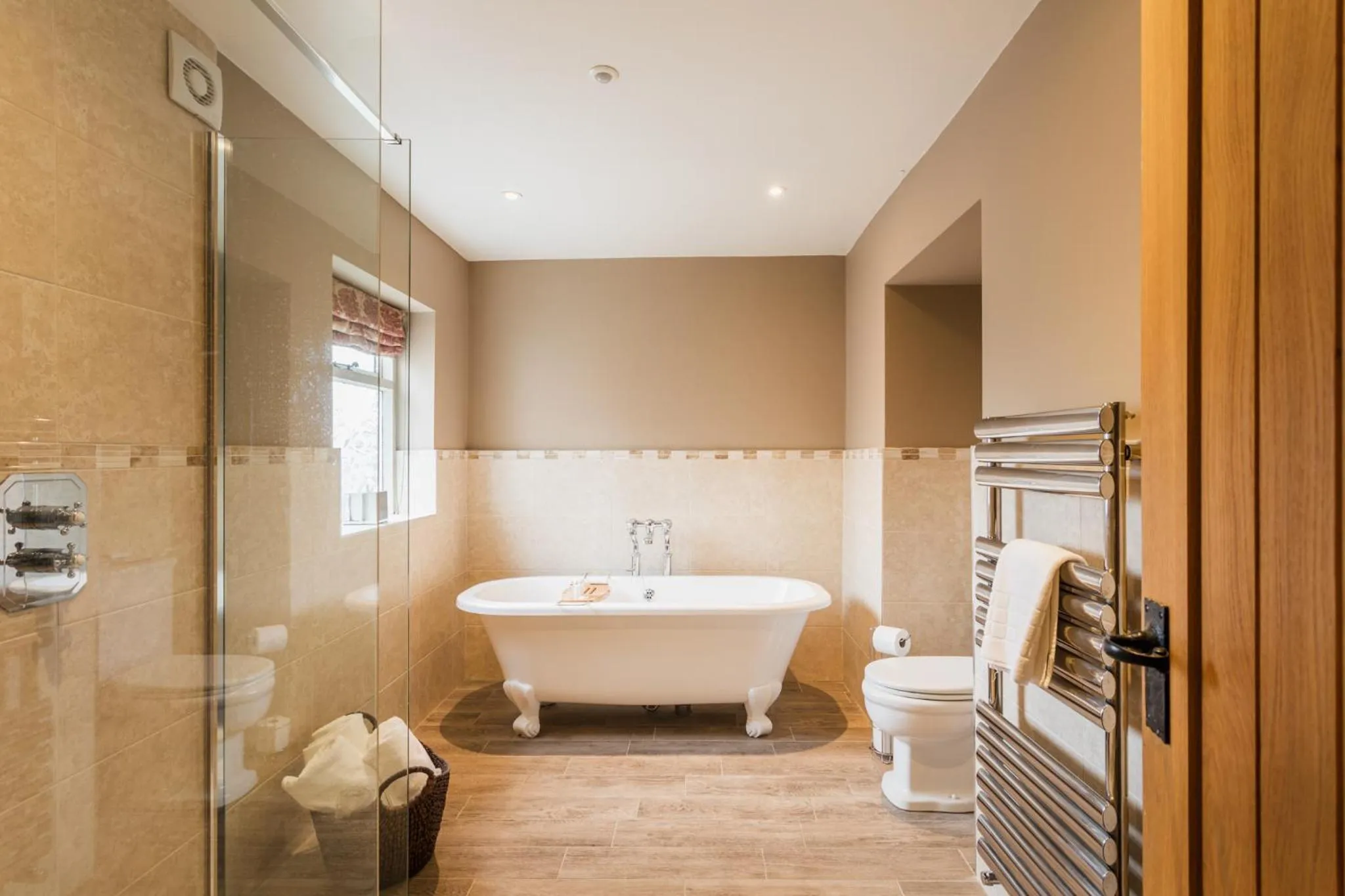 Bathroom in The Percy Arms