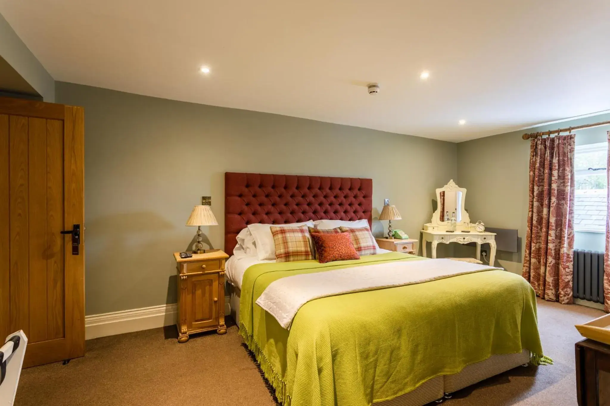 Deluxe King Room in The Percy Arms Deluxe King Room in The Percy Arms