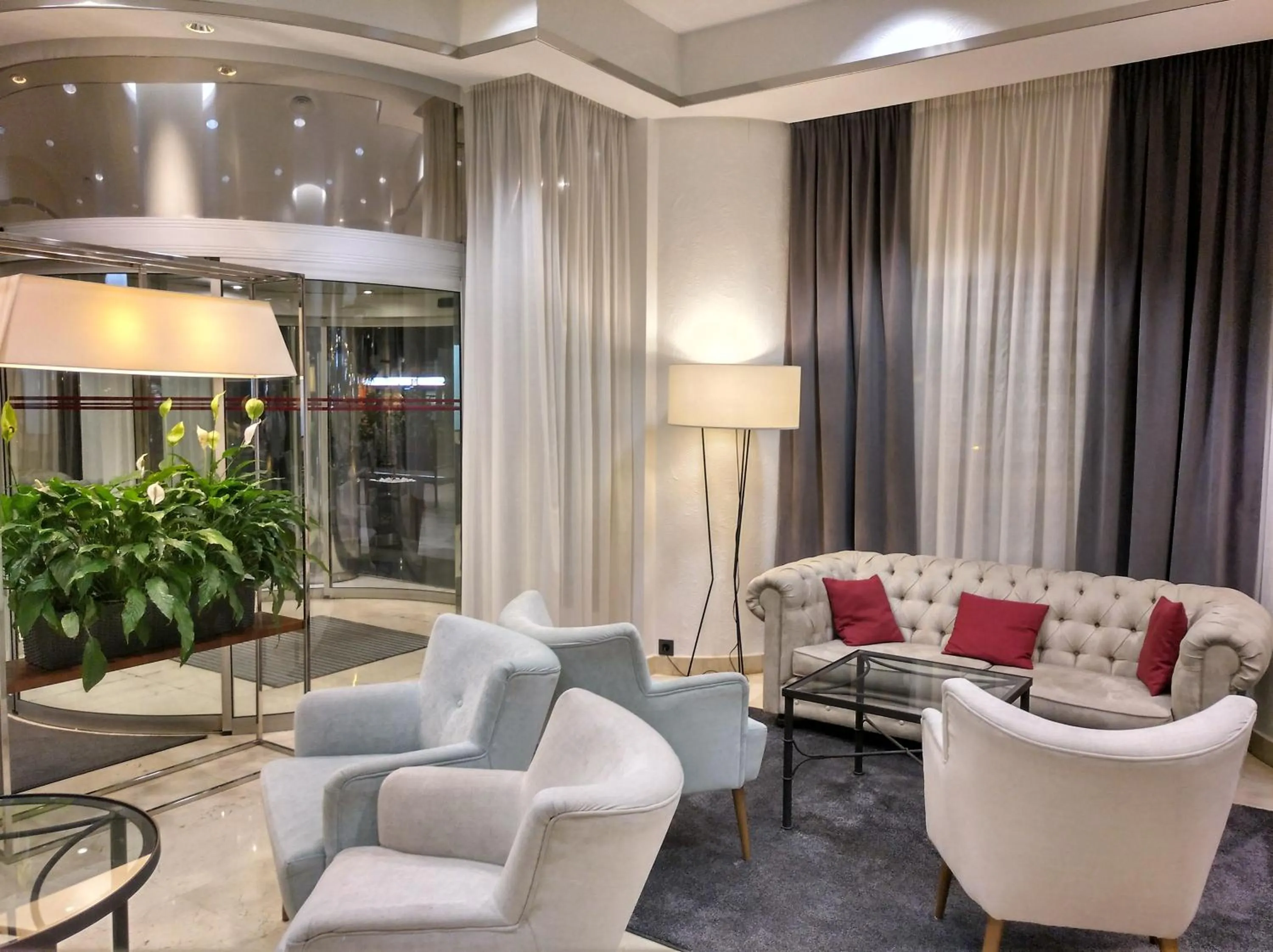 Lounge or bar in Hotel Gran Via