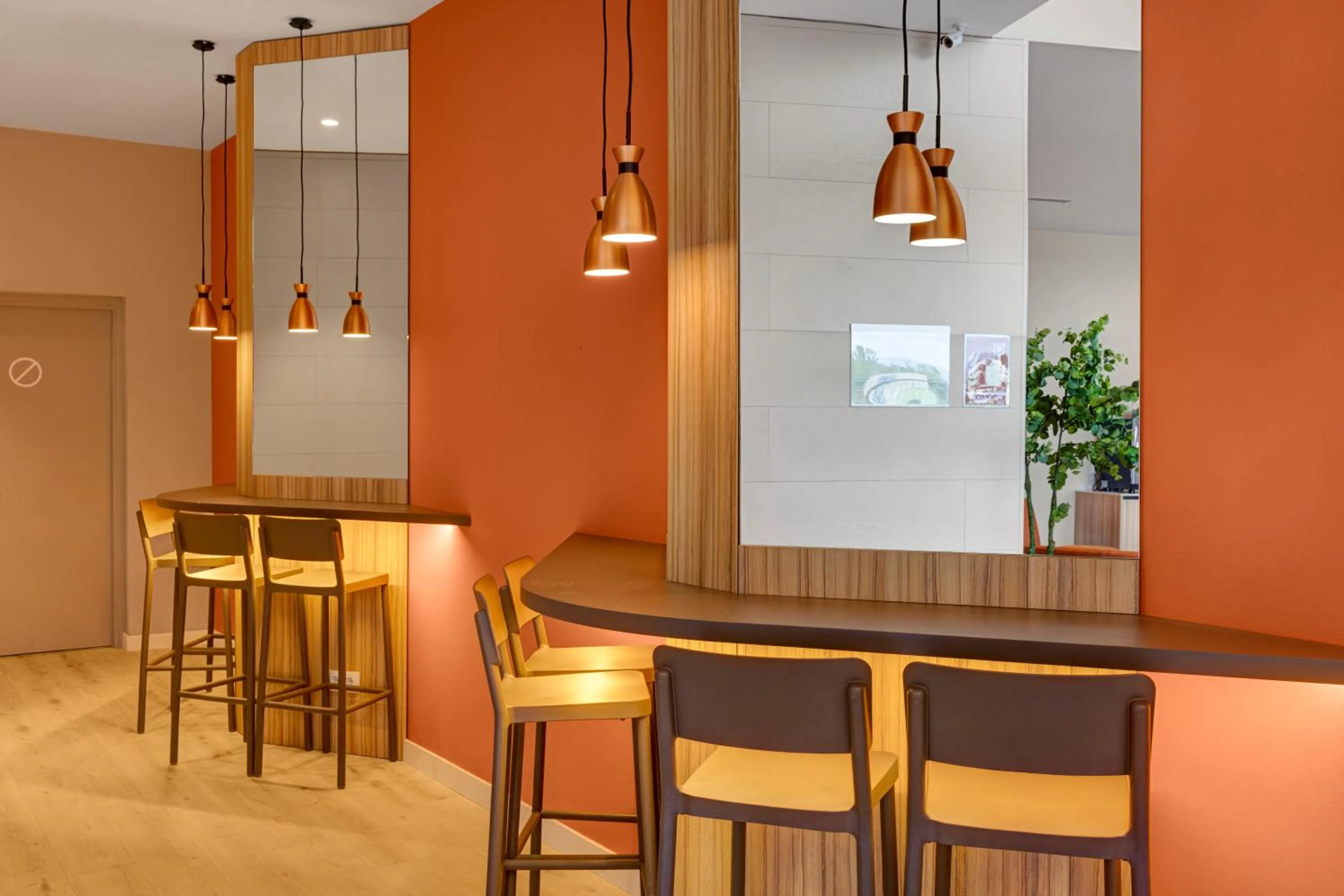 Living room in B&B HOTEL Logroño Las Cañas