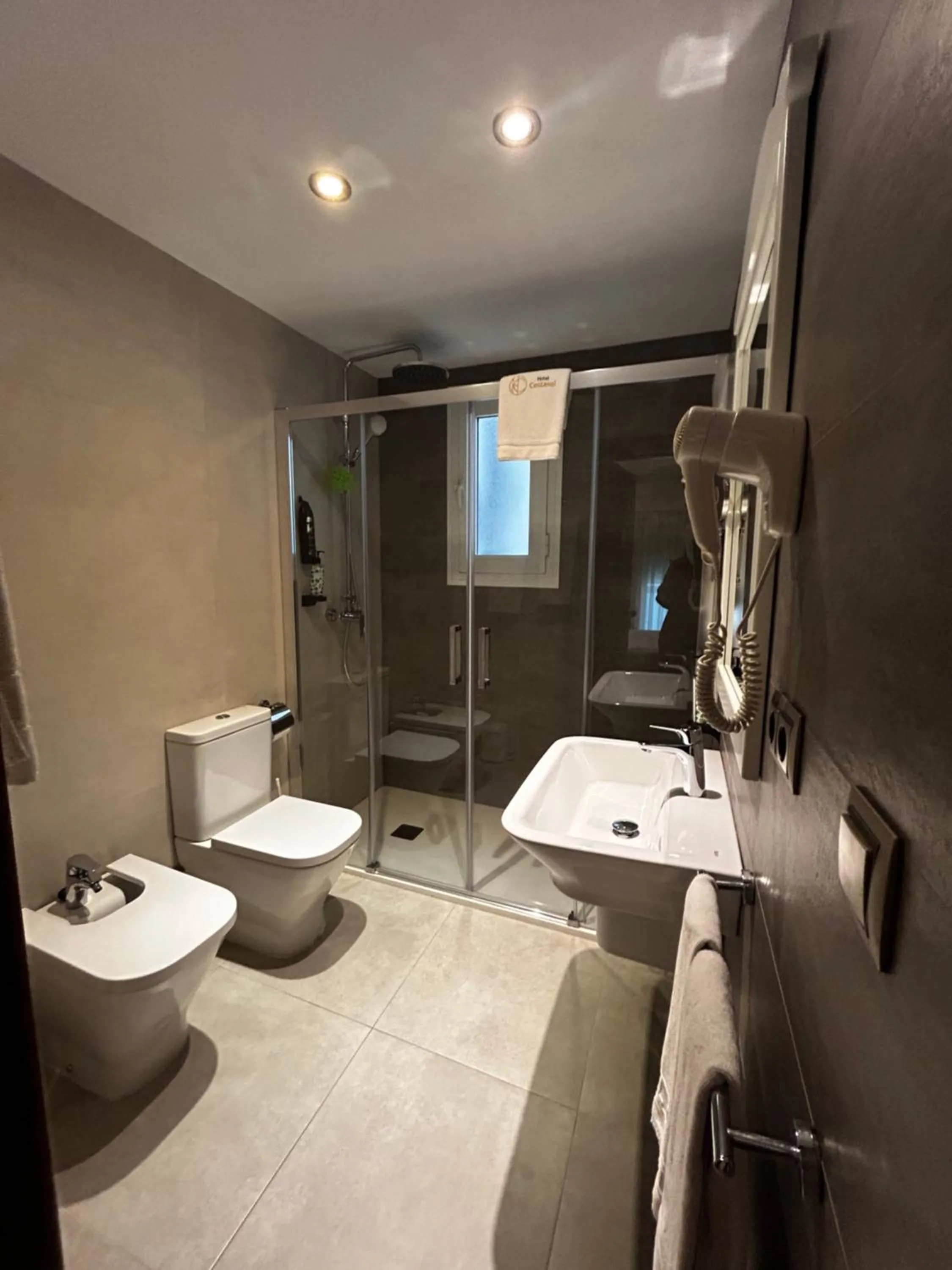 Bathroom in Hotel Costasol