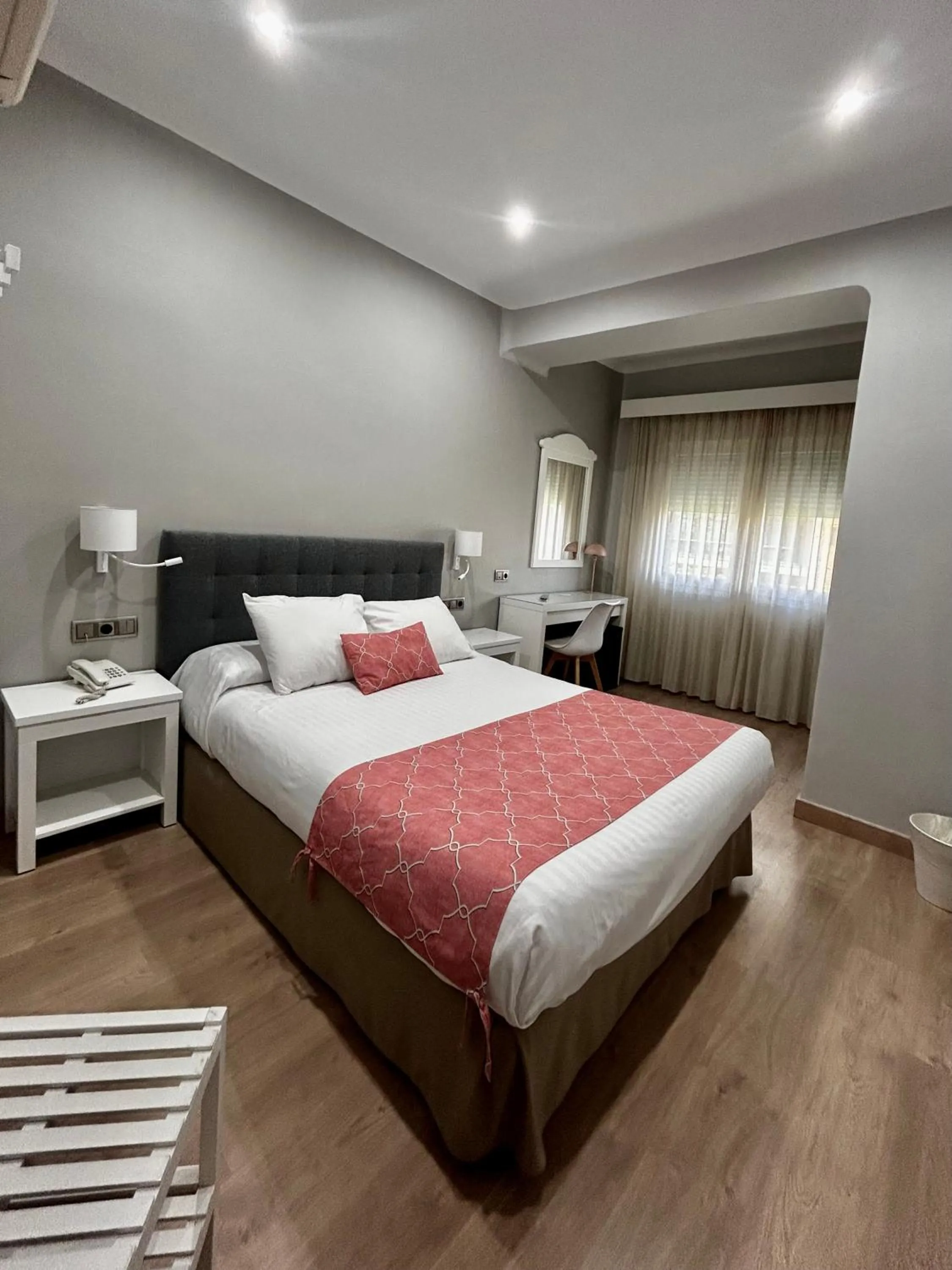 Photo of the whole room, Bed in Hotel Costasol