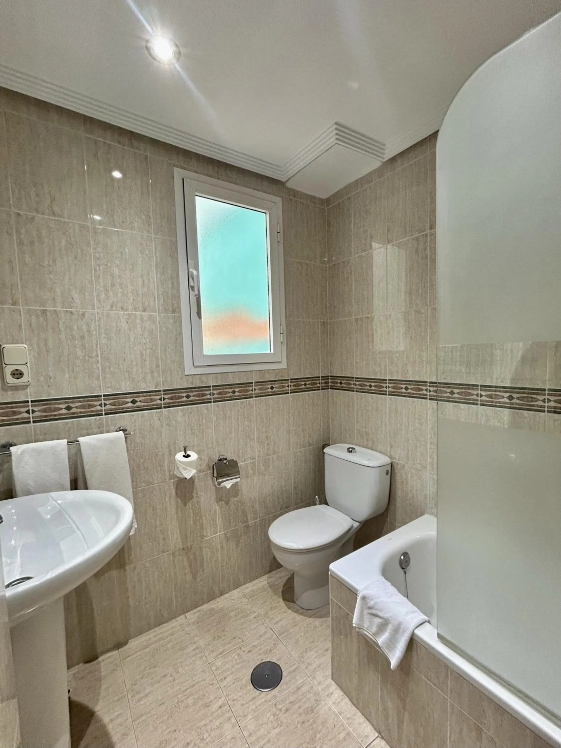 Bath in Hotel Costasol