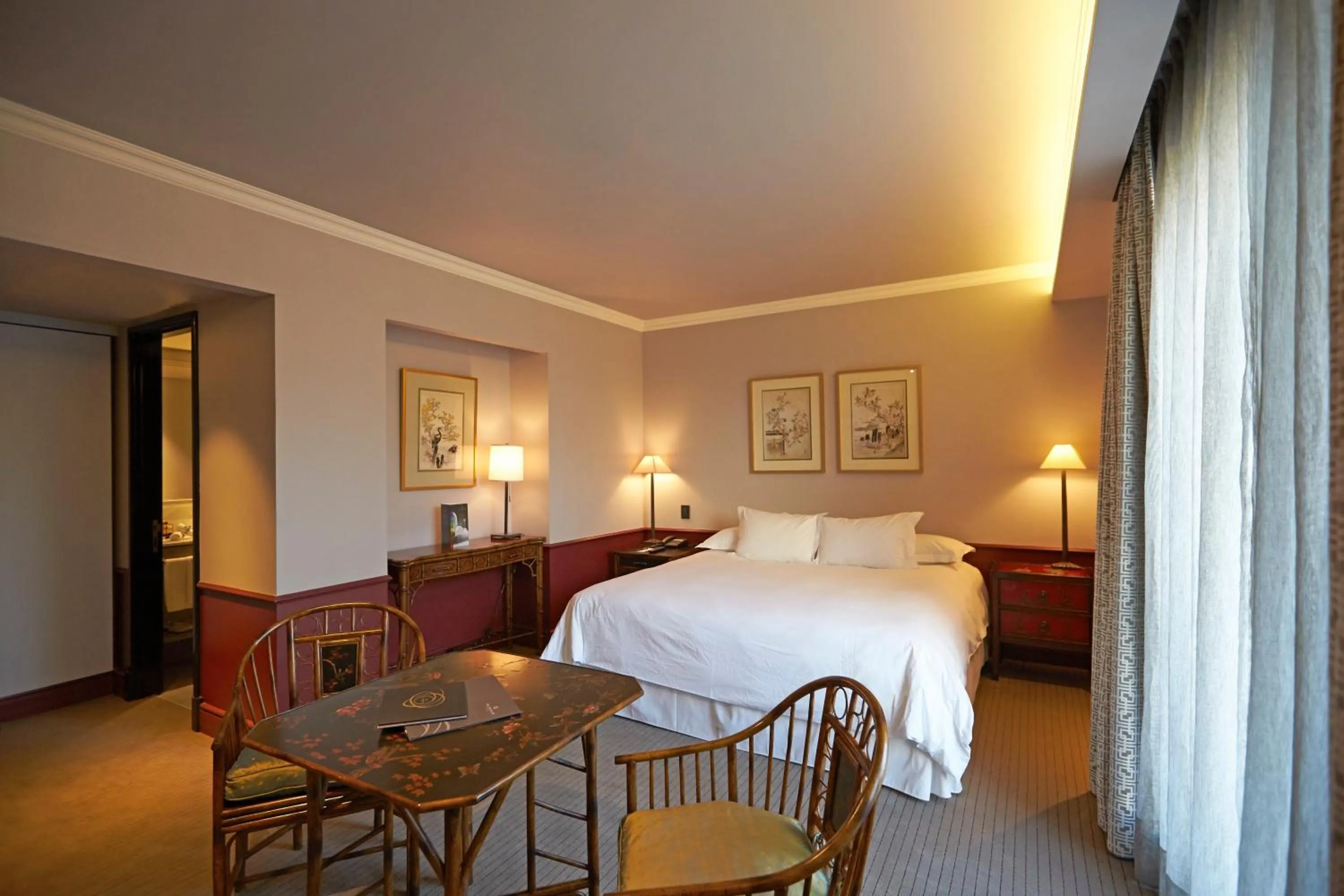 Photo of the whole room, Bed in The Singular Santiago