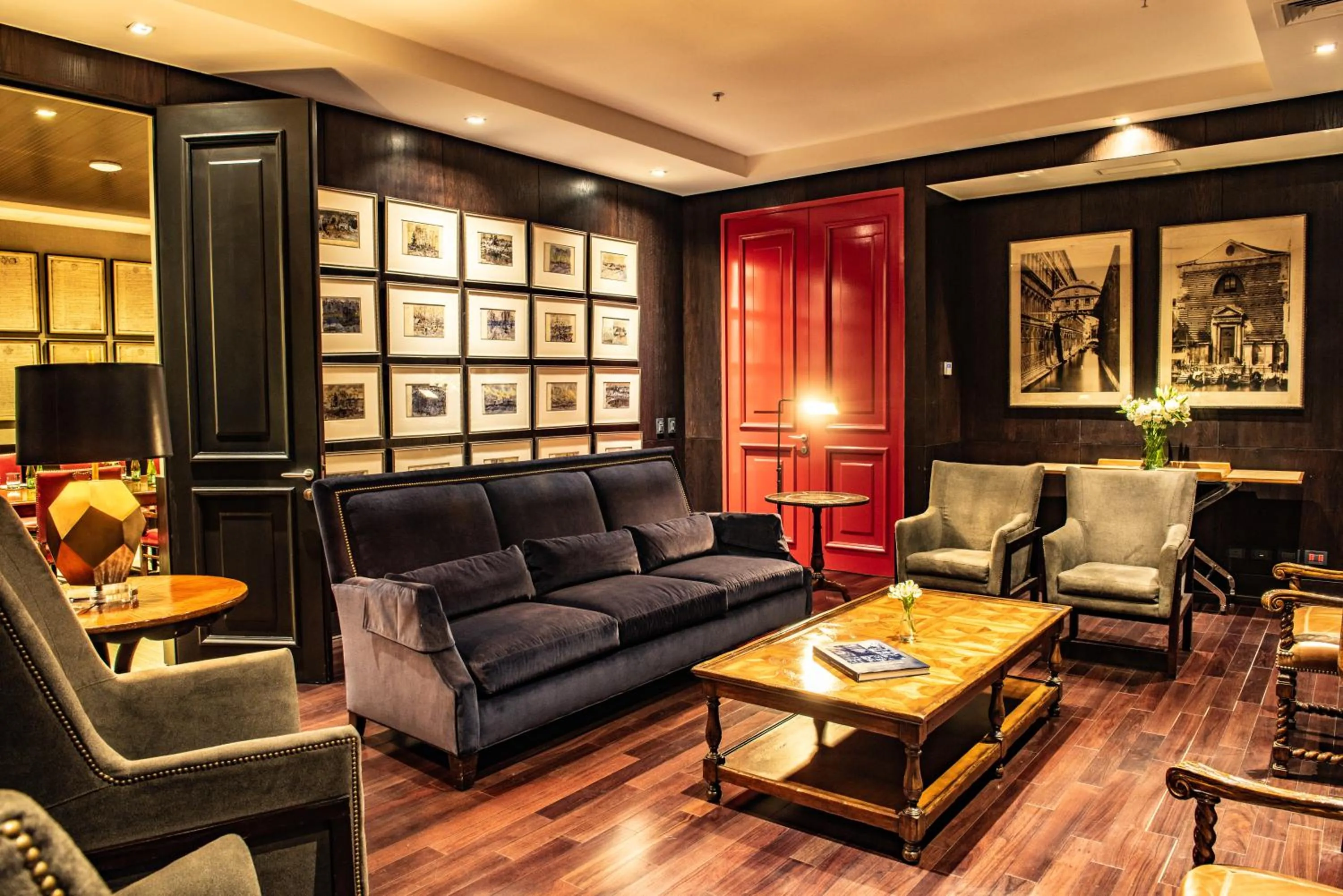 Meeting/conference room in The Singular Santiago