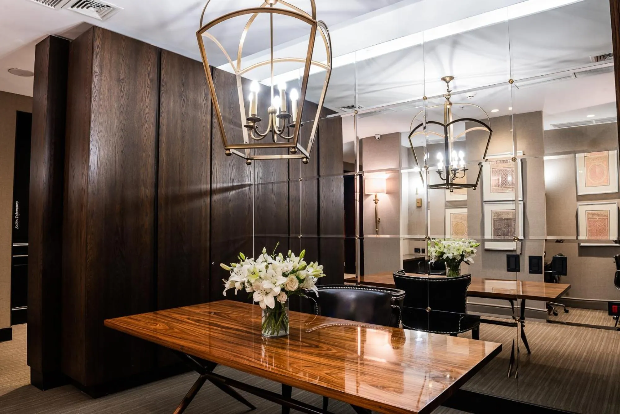 Meeting/conference room in The Singular Santiago