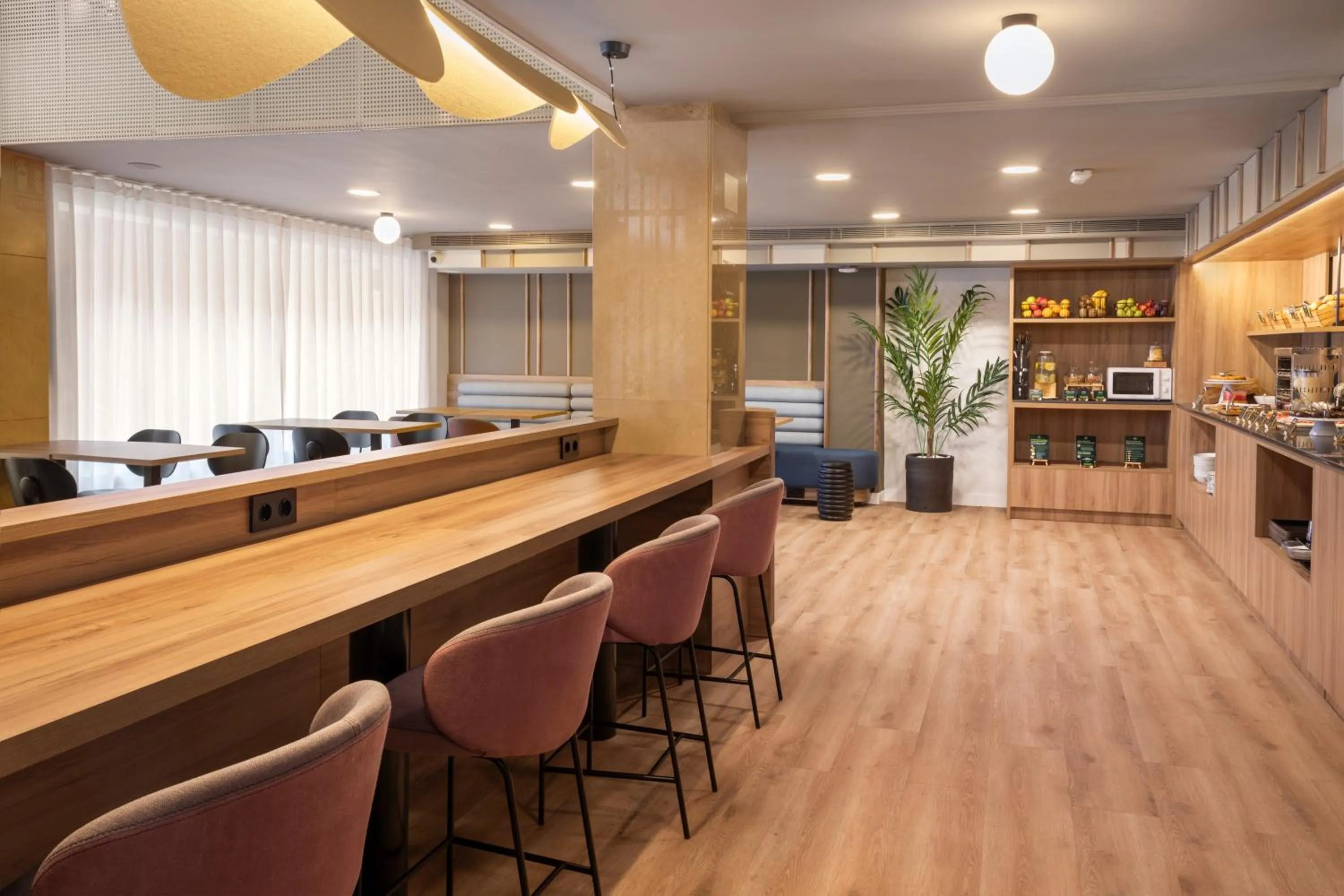 Seating area in B&B HOTEL Cartagena Cartagonova