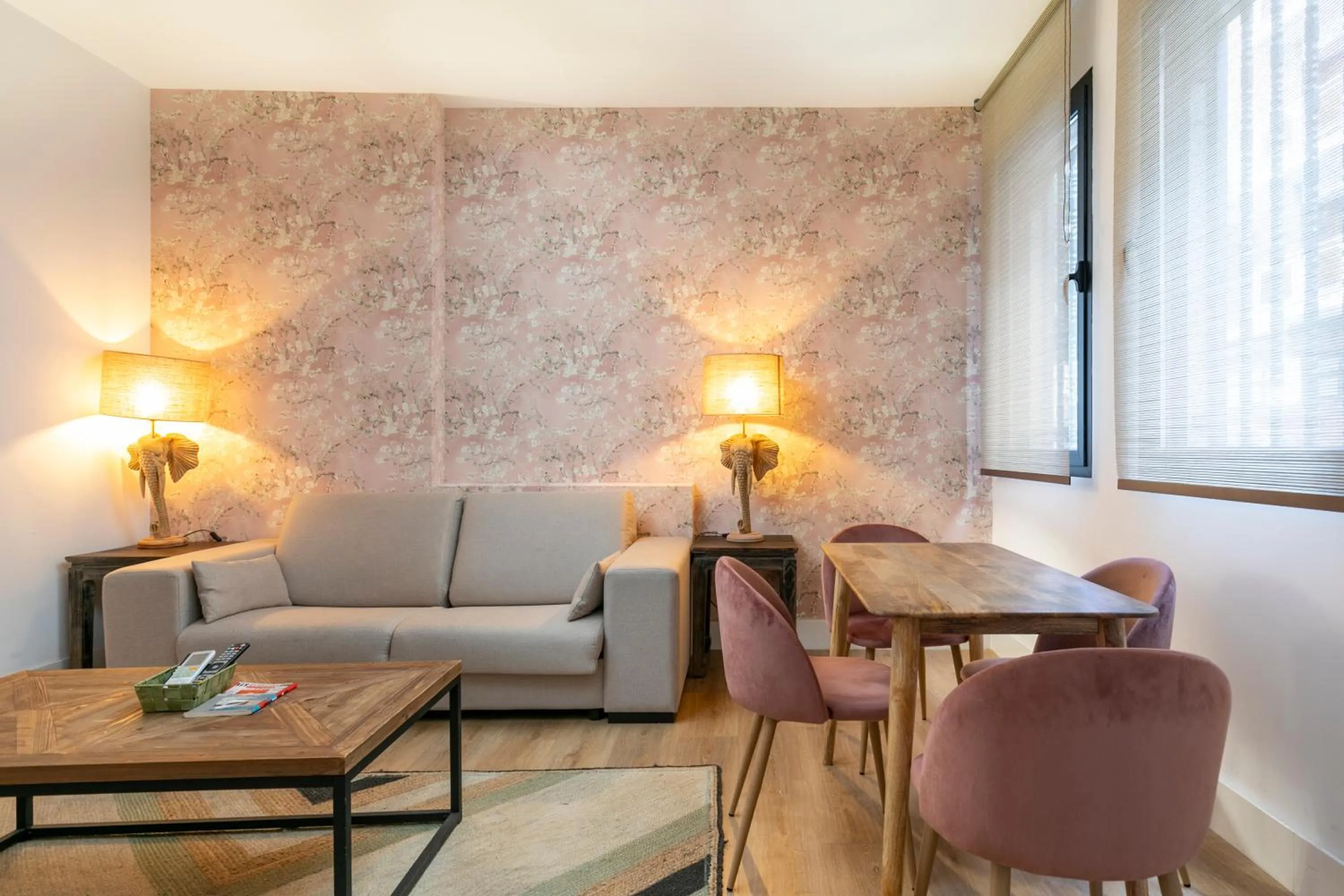 Living room in H-A Aparthotel Hotel Quo