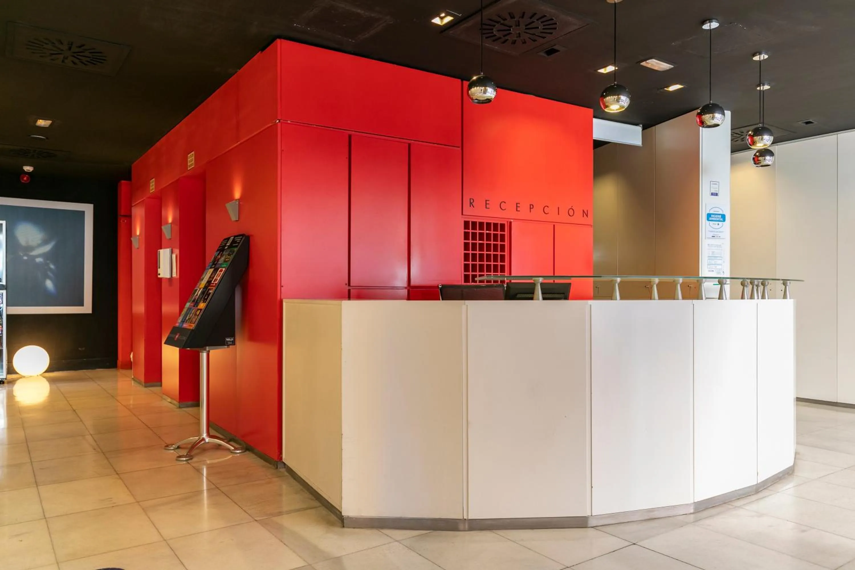 Lobby or reception in H-A Aparthotel Hotel Quo