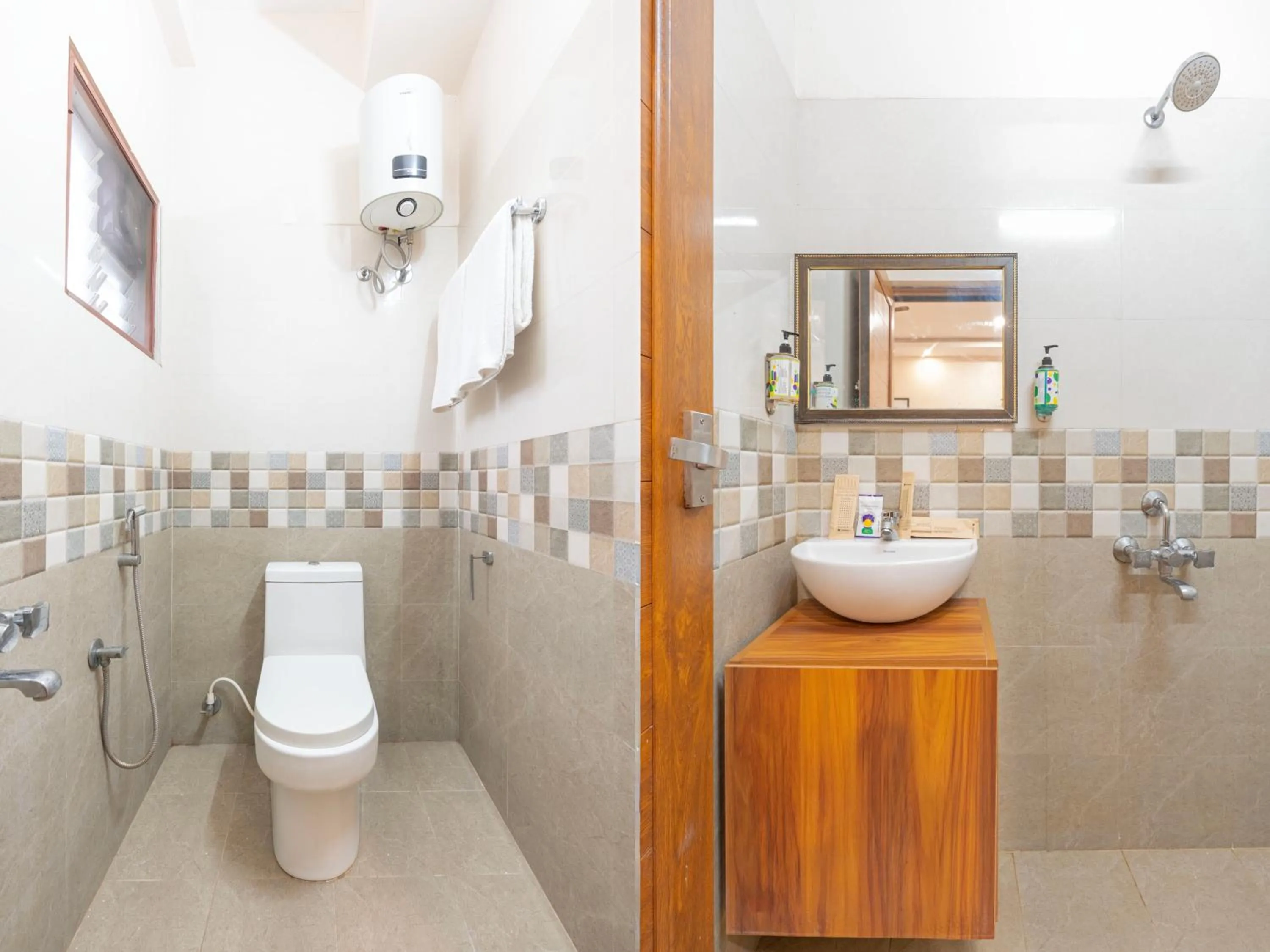 Bathroom in Treebo Elite Inn