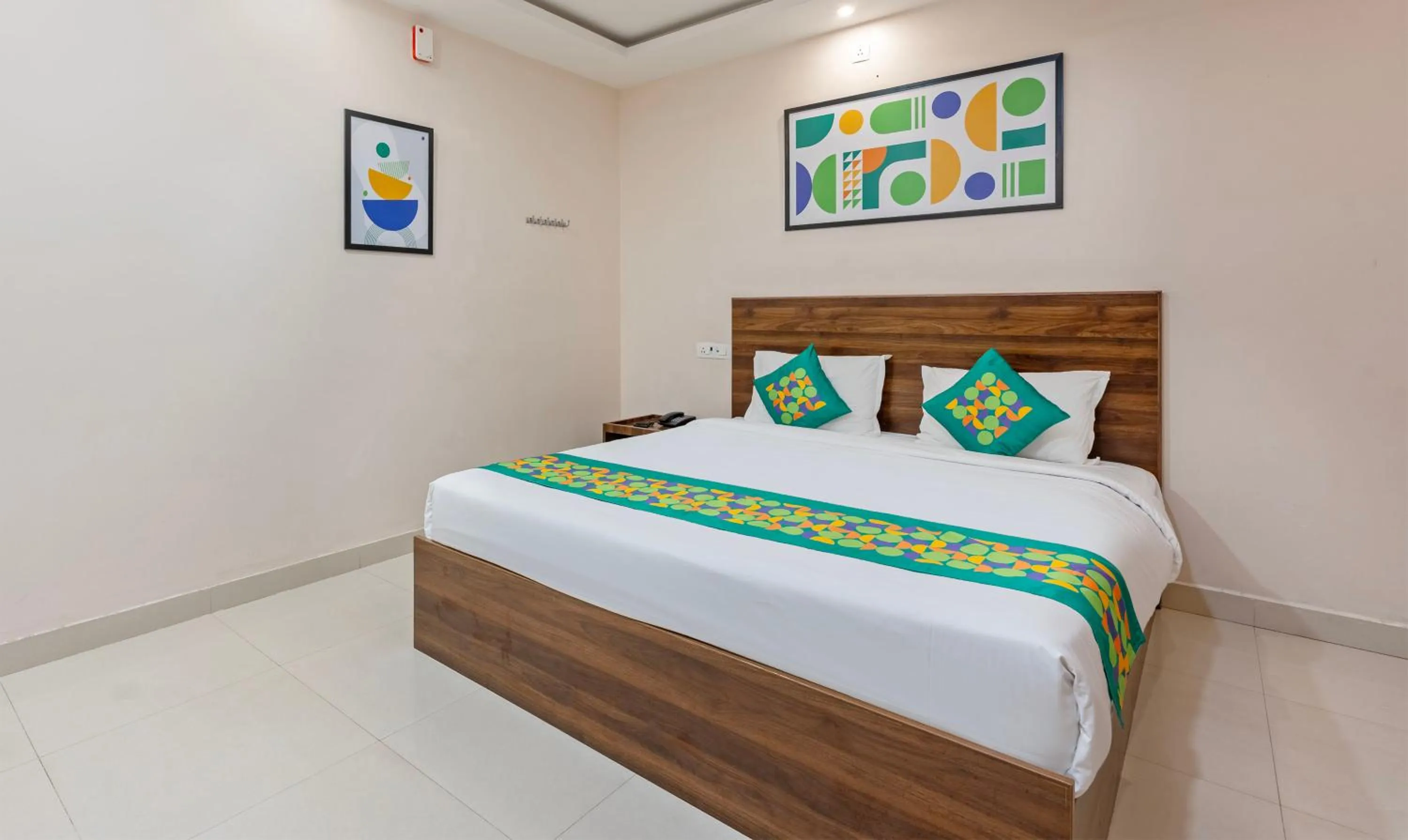 Bedroom, Bed in Treebo Elite Inn