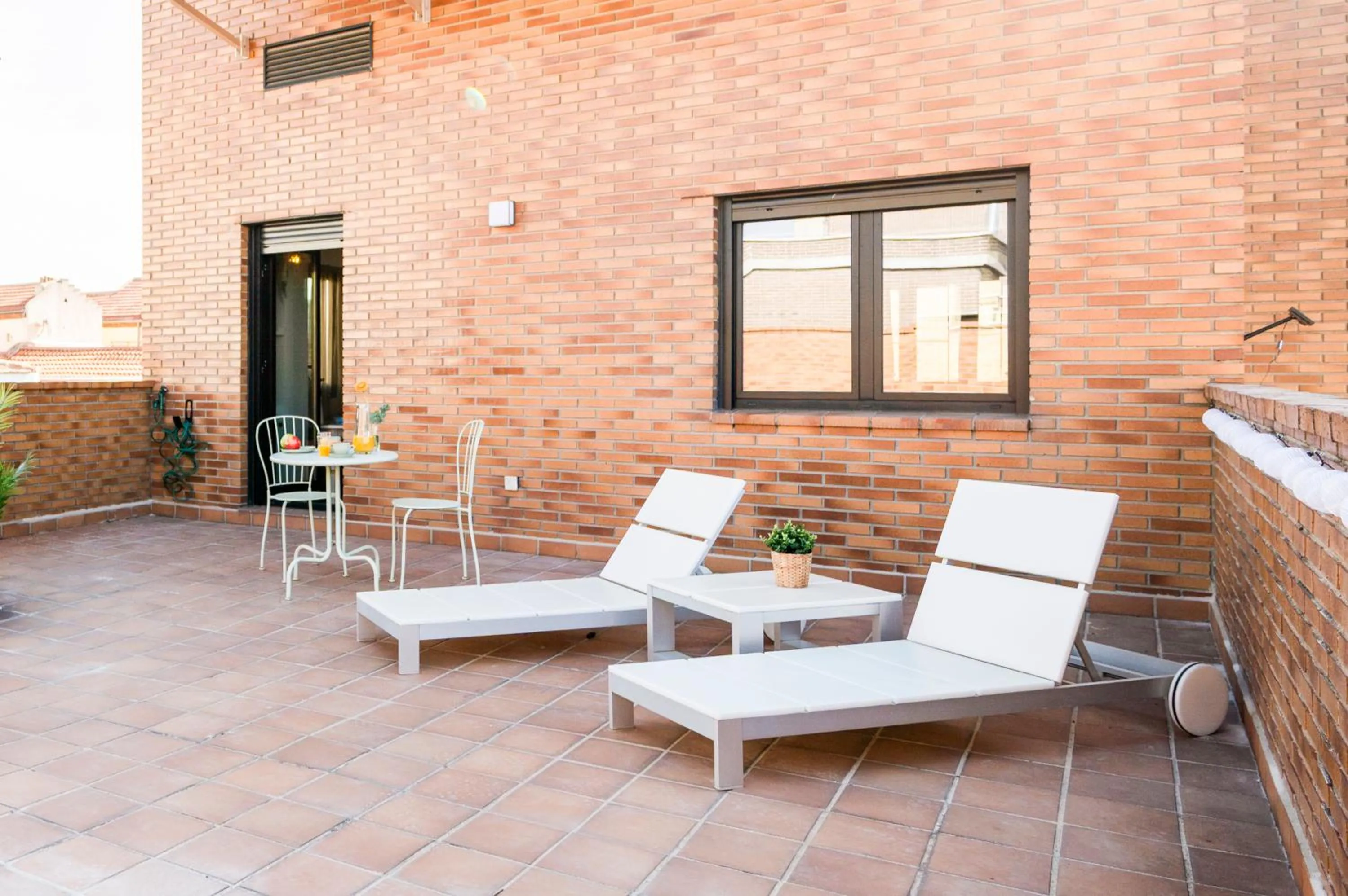 Day in Apartamentos G3 Galeon