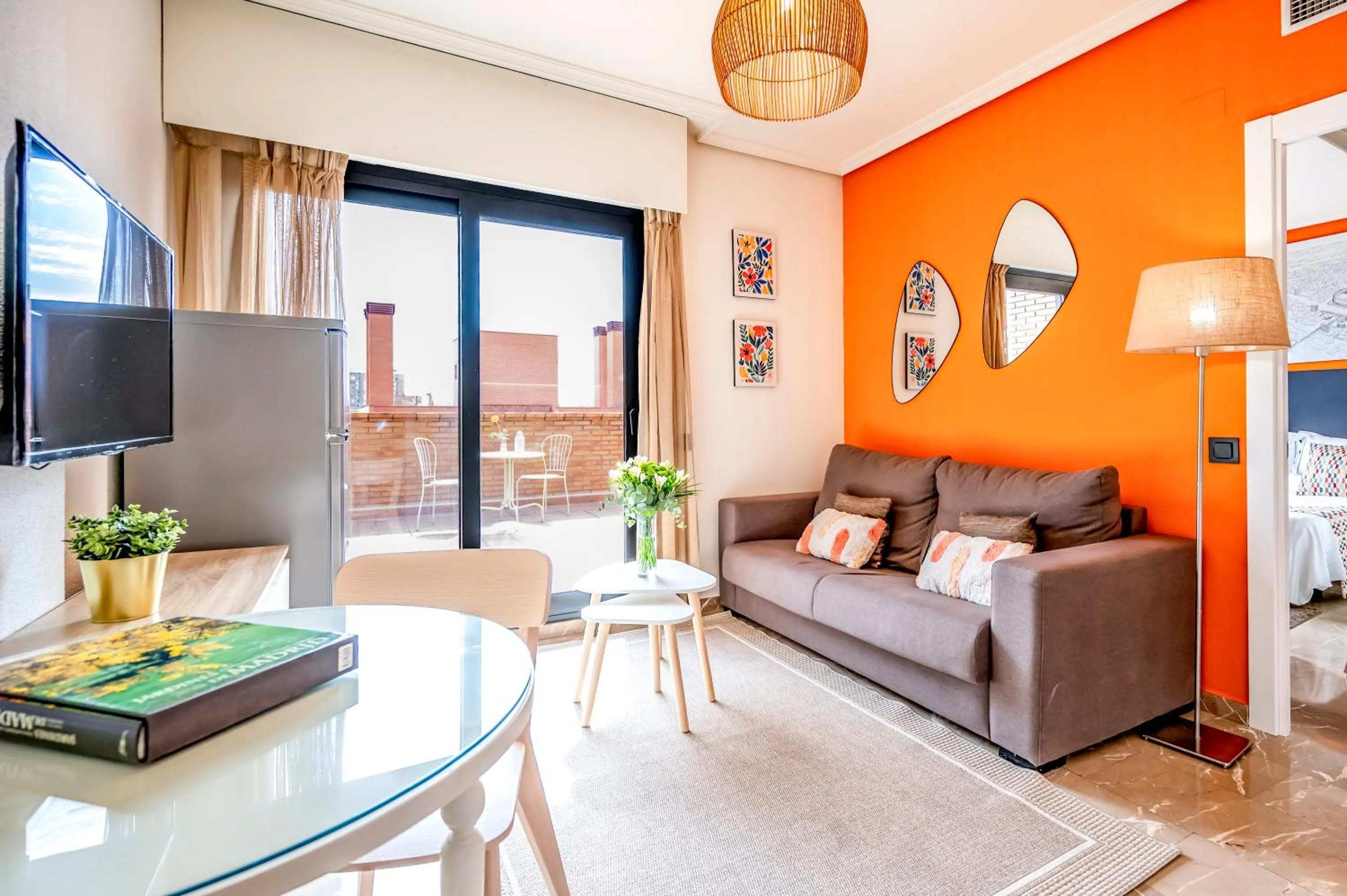 Communal lounge/ TV room in Apartamentos G3 Galeon