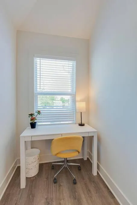 hair dresser in #BestStayEverNashville