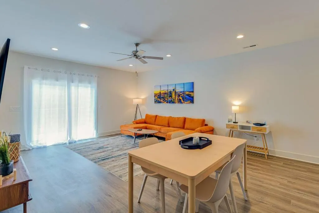 TV and multimedia in #BestStayEverNashville