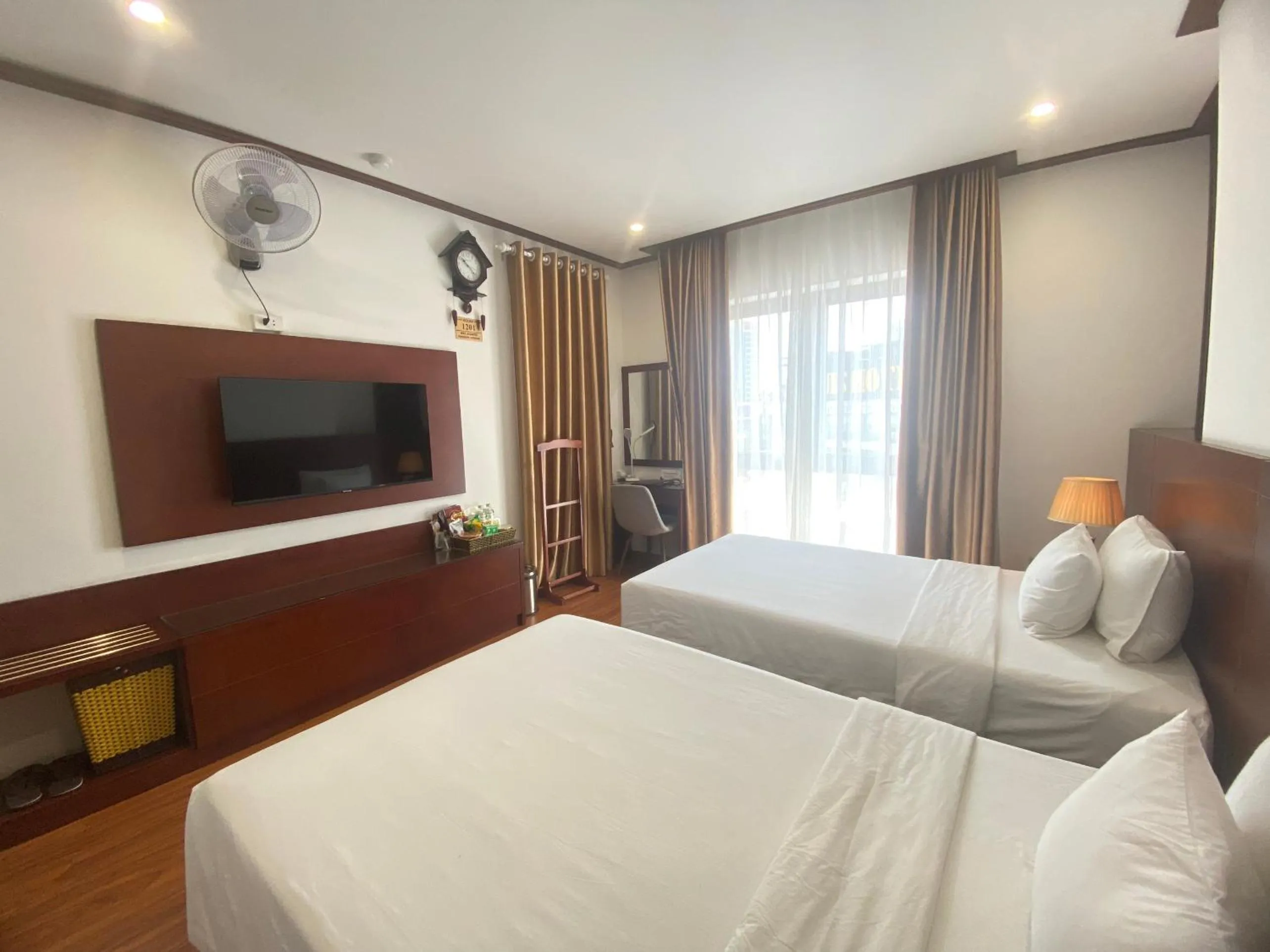 Bed in A25 Hotel - Bãi Cháy Hạ Long