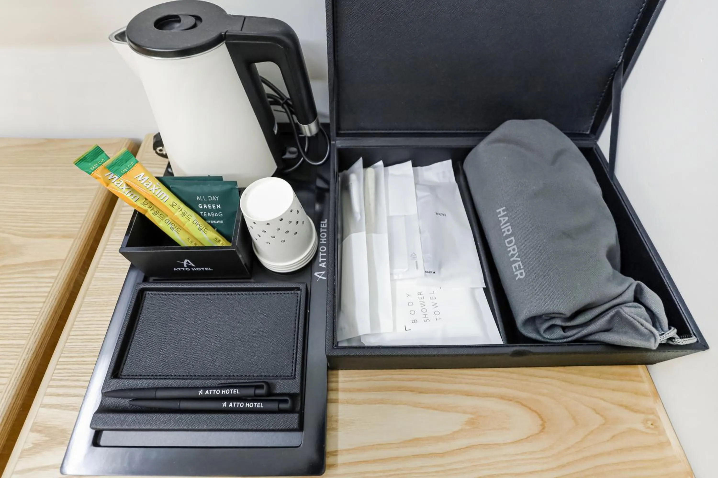 hair dryier in Sloth Hotel Busan Seomyeon