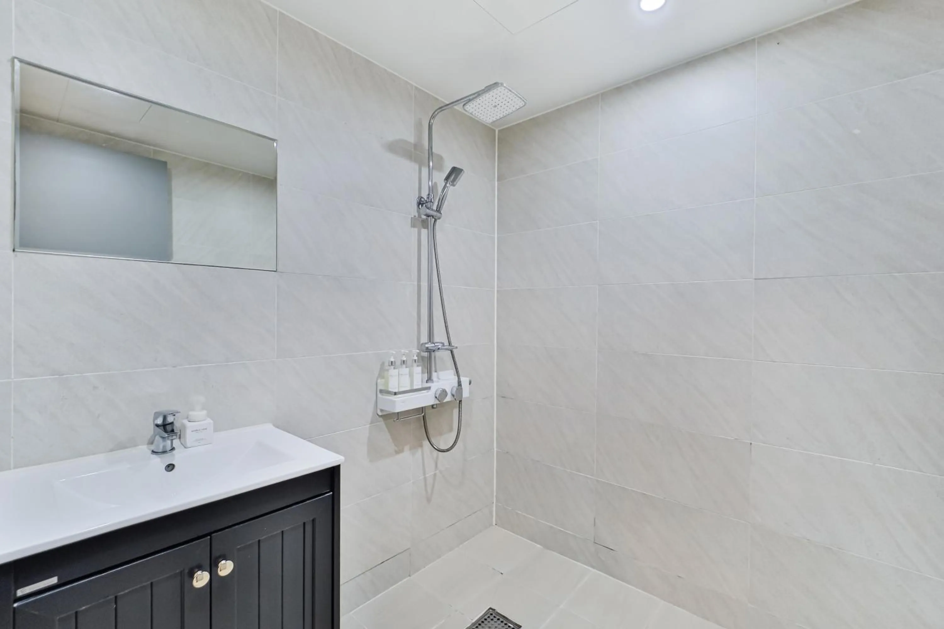 Bathroom in Sloth Hotel Busan Seomyeon