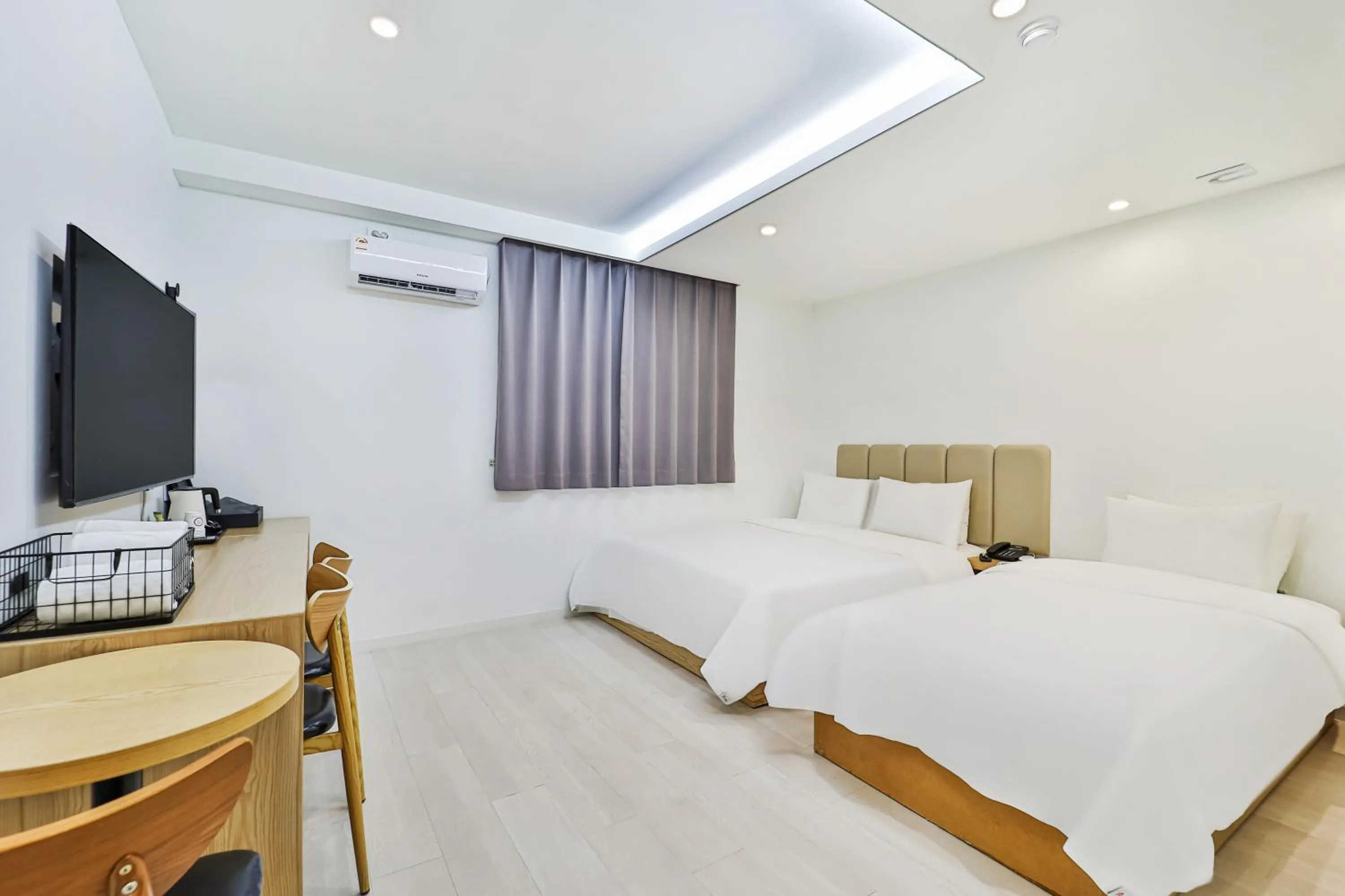 Decorative detail, Bed in Sloth Hotel Busan Seomyeon