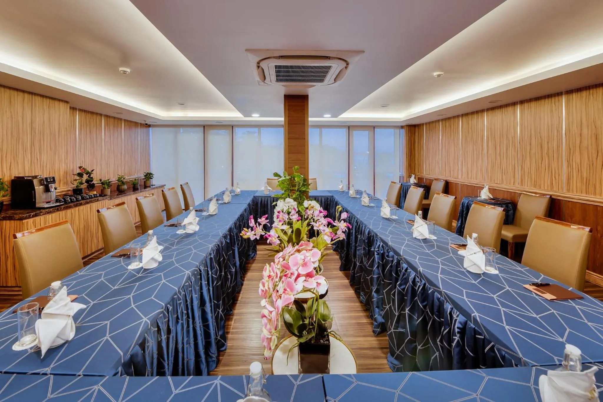 Banquet/Function facilities in Summer Beach Maldives