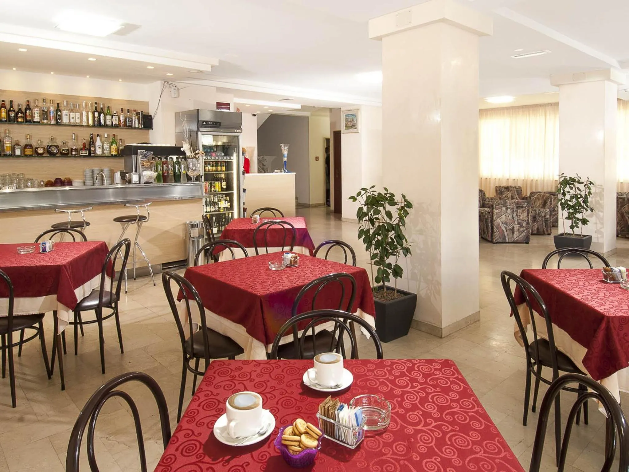 Lobby or reception in Mon Hotel