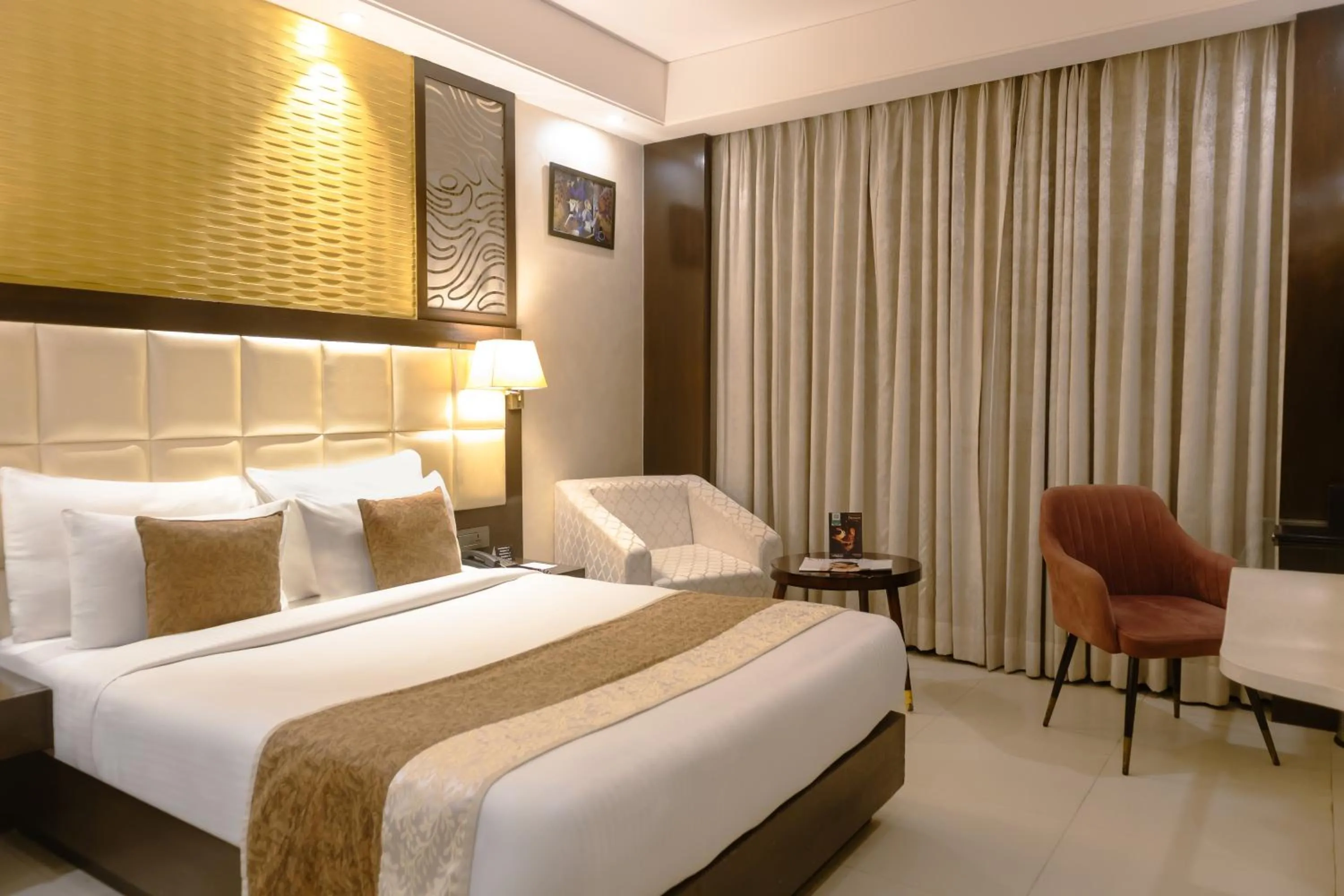 Bed in Udman Hotel Chhattarpur