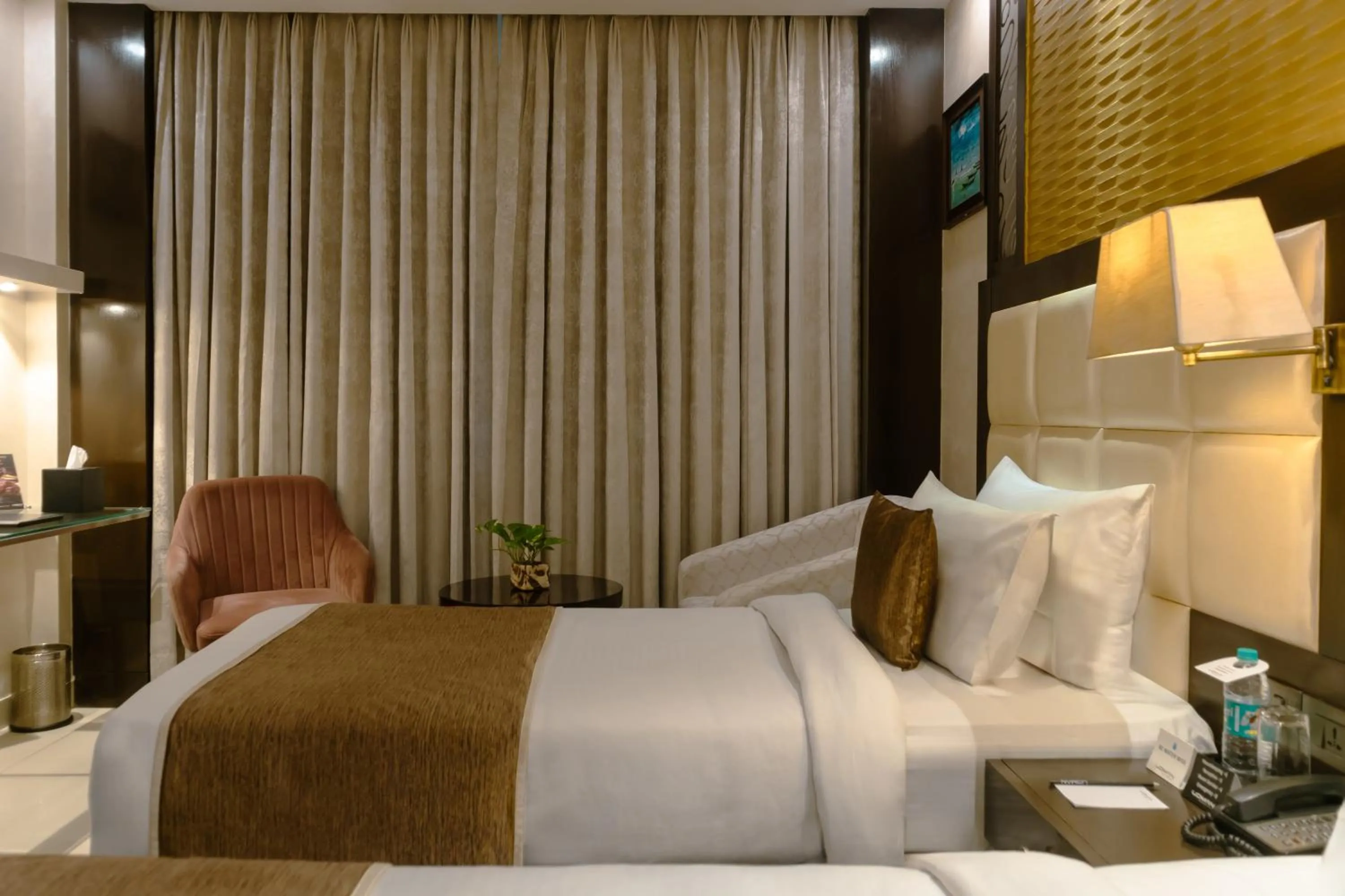 Bed in Udman Hotel Chhattarpur