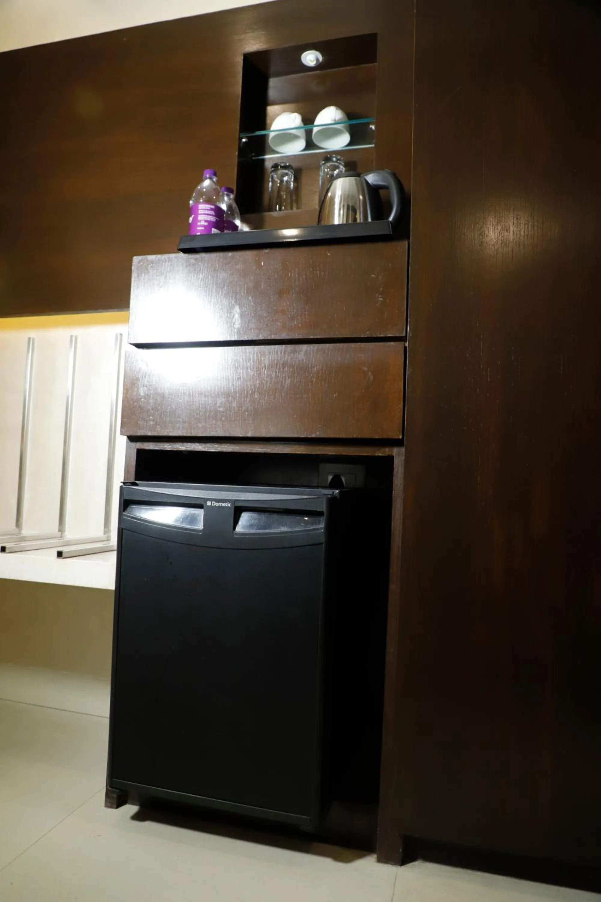 oven in Udman Hotel at 18km from IGI Airport, By Ferns N Petals, Chattarpur, Delhi