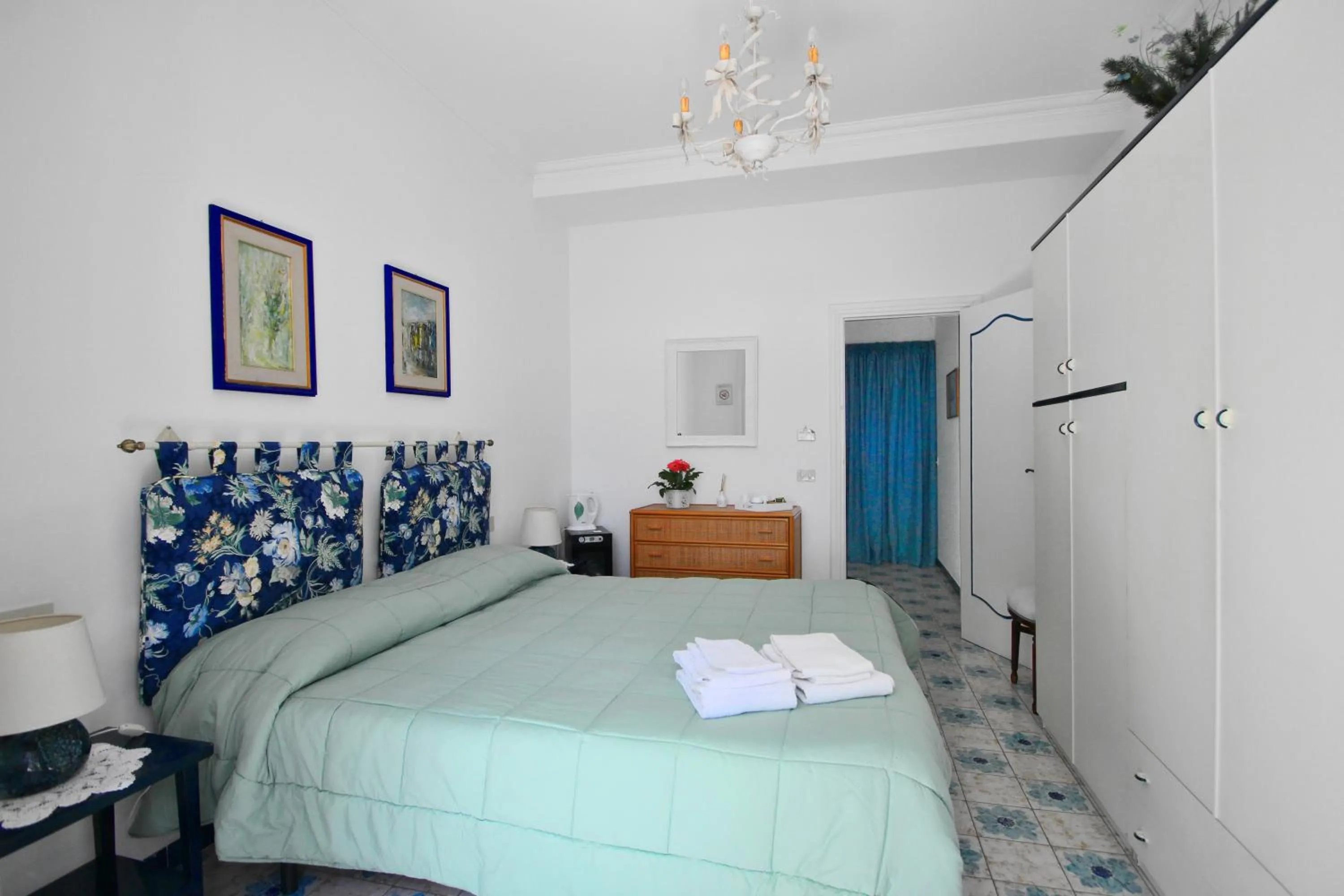 Photo of the whole room, Bed in Casa Augusto B&B