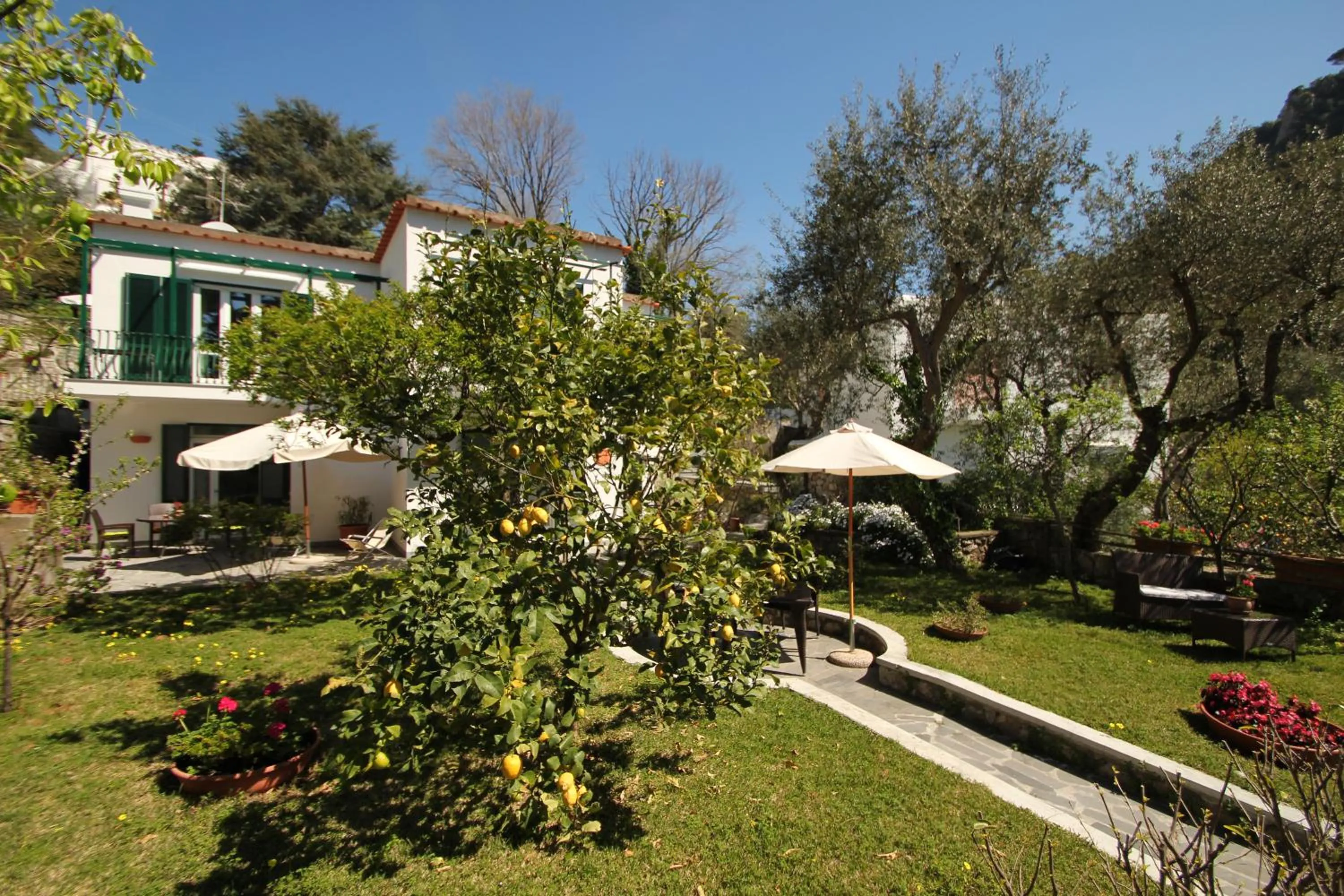 Property building in Casa Augusto B&B