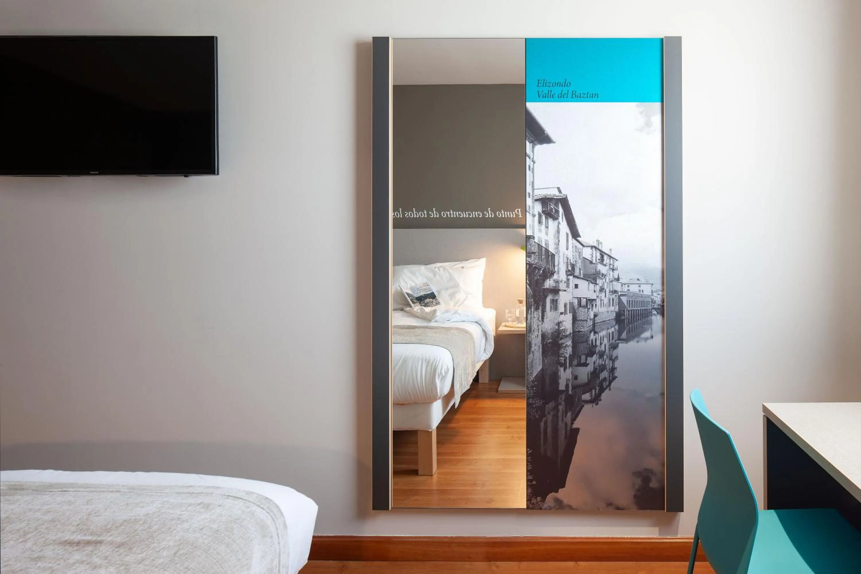 Bed in ibis Styles Pamplona Noain