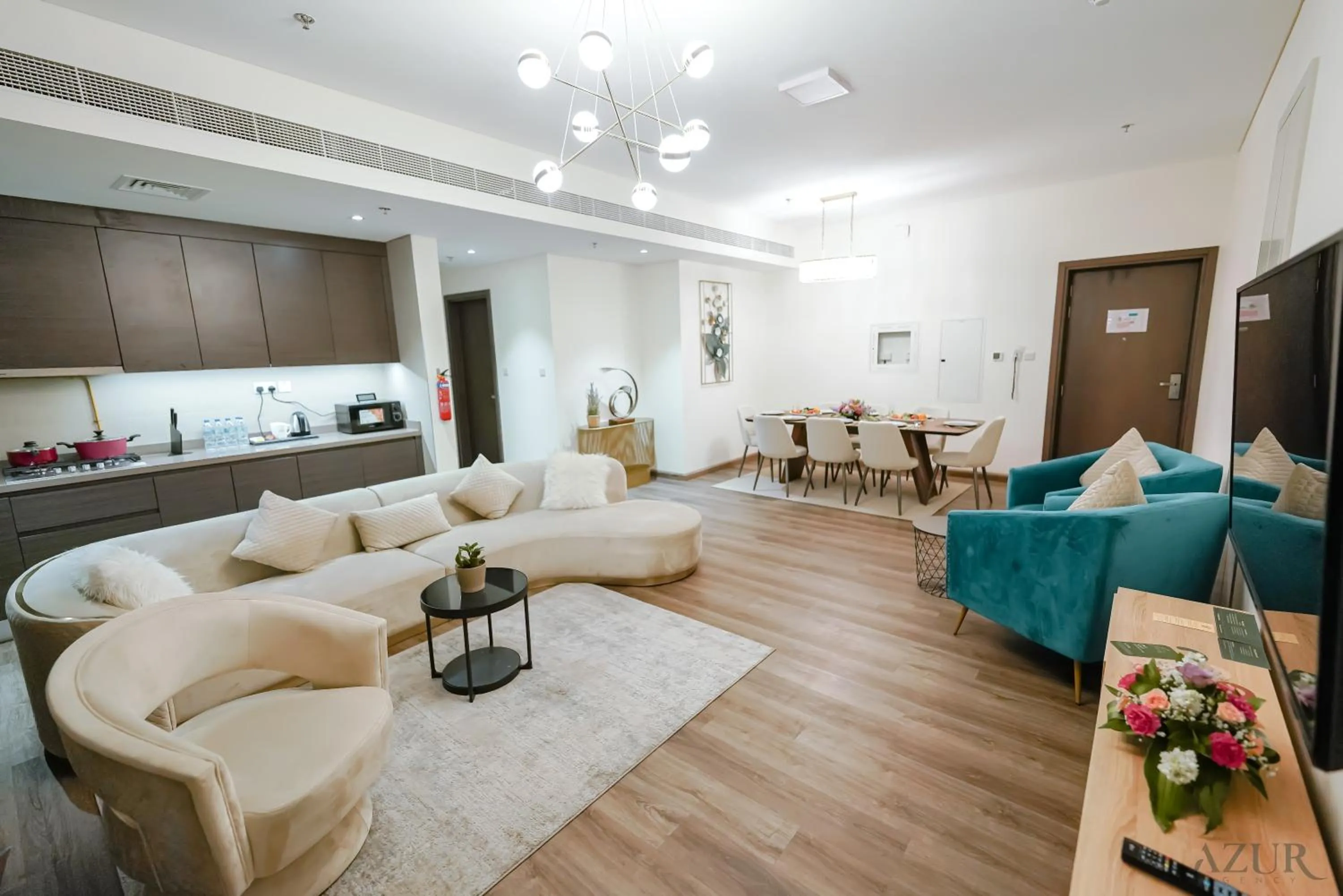 TV and multimedia in Azur Regency Hotel Apartments