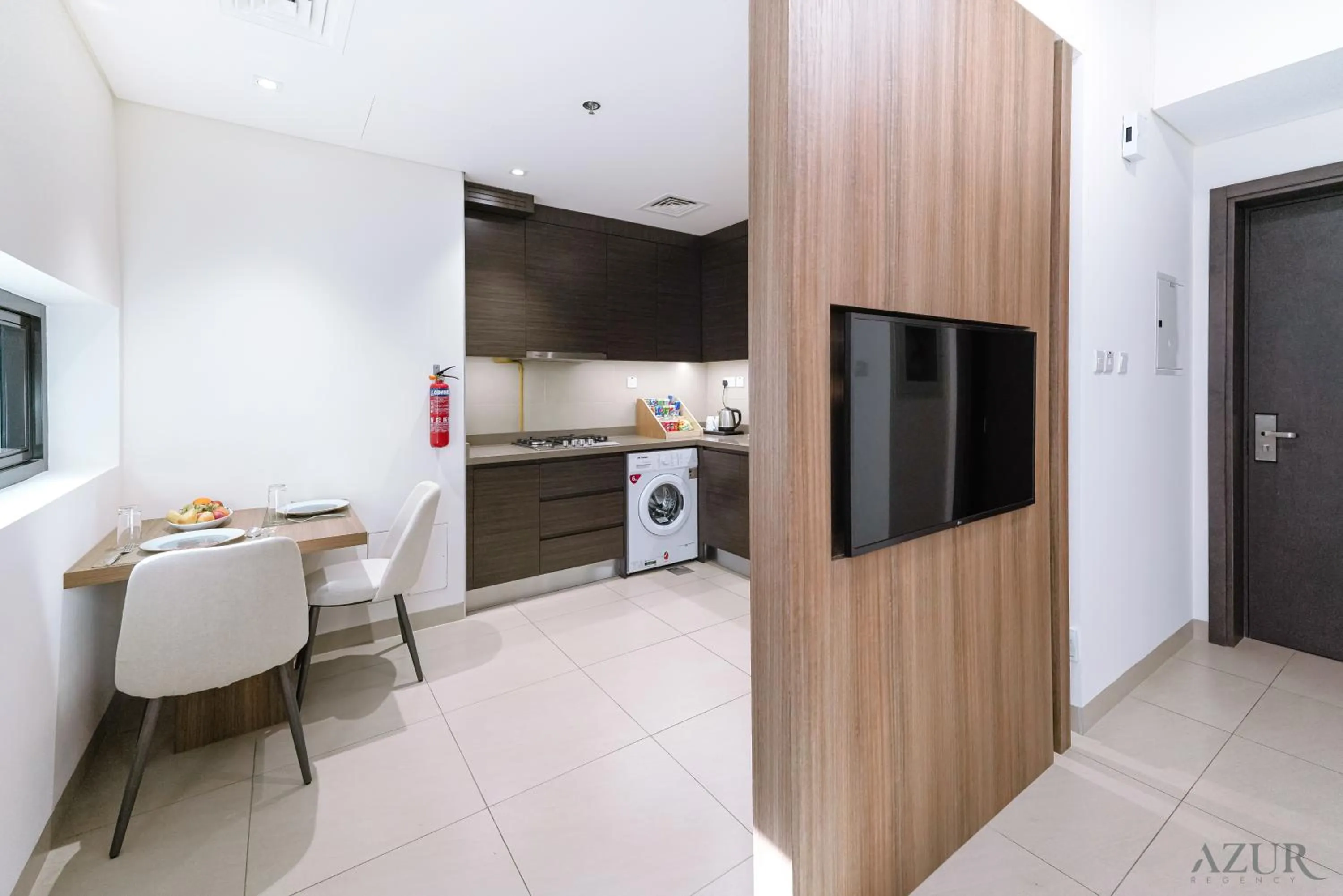 TV and multimedia in Azur Regency Hotel Apartments