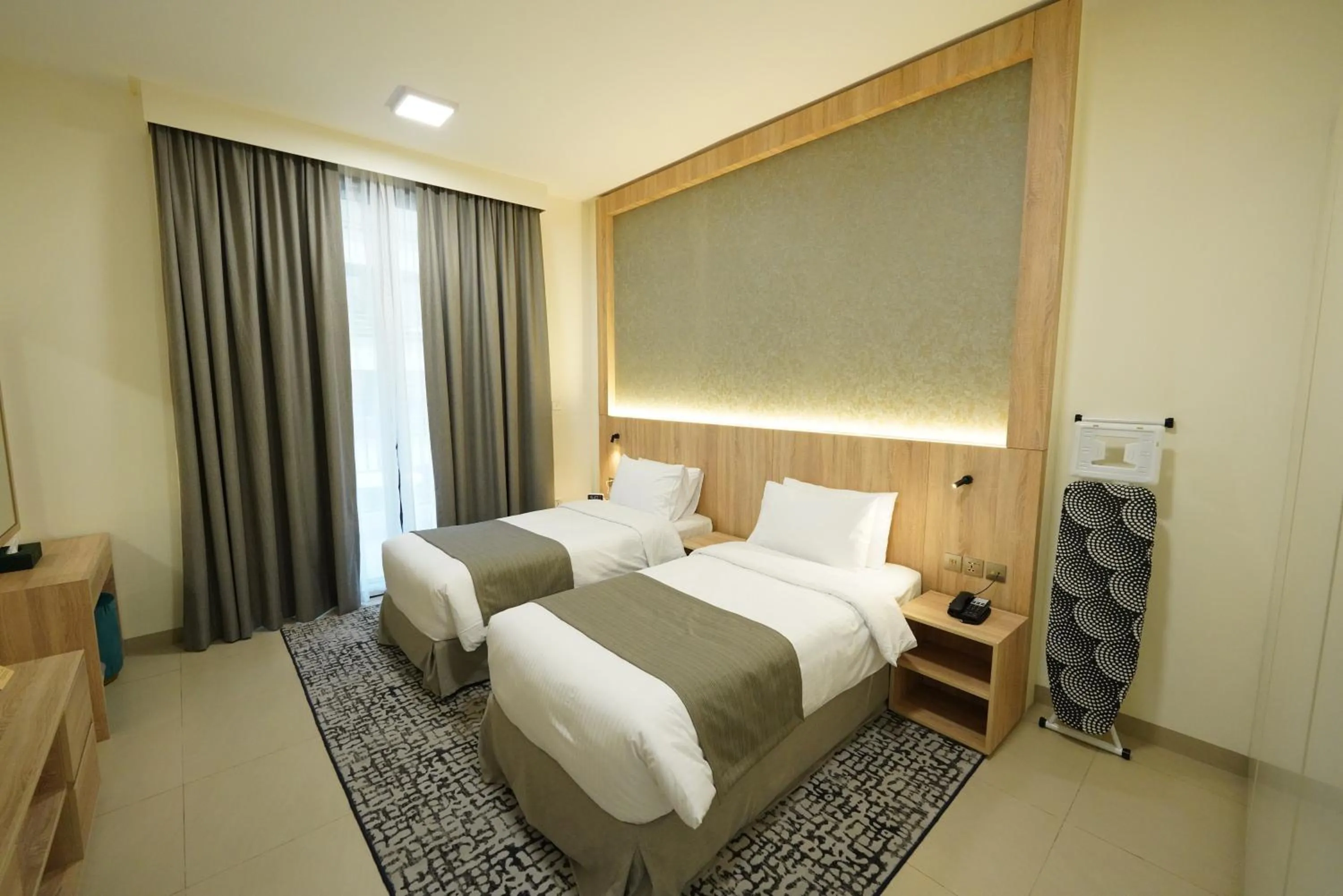 Azur Regency Hotel Apartments