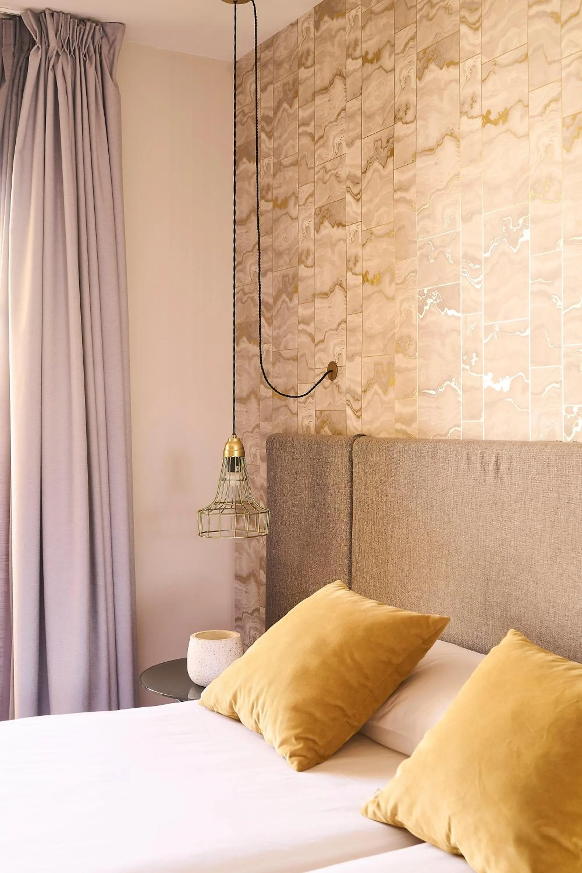 Bed in Ona Marbella Inn