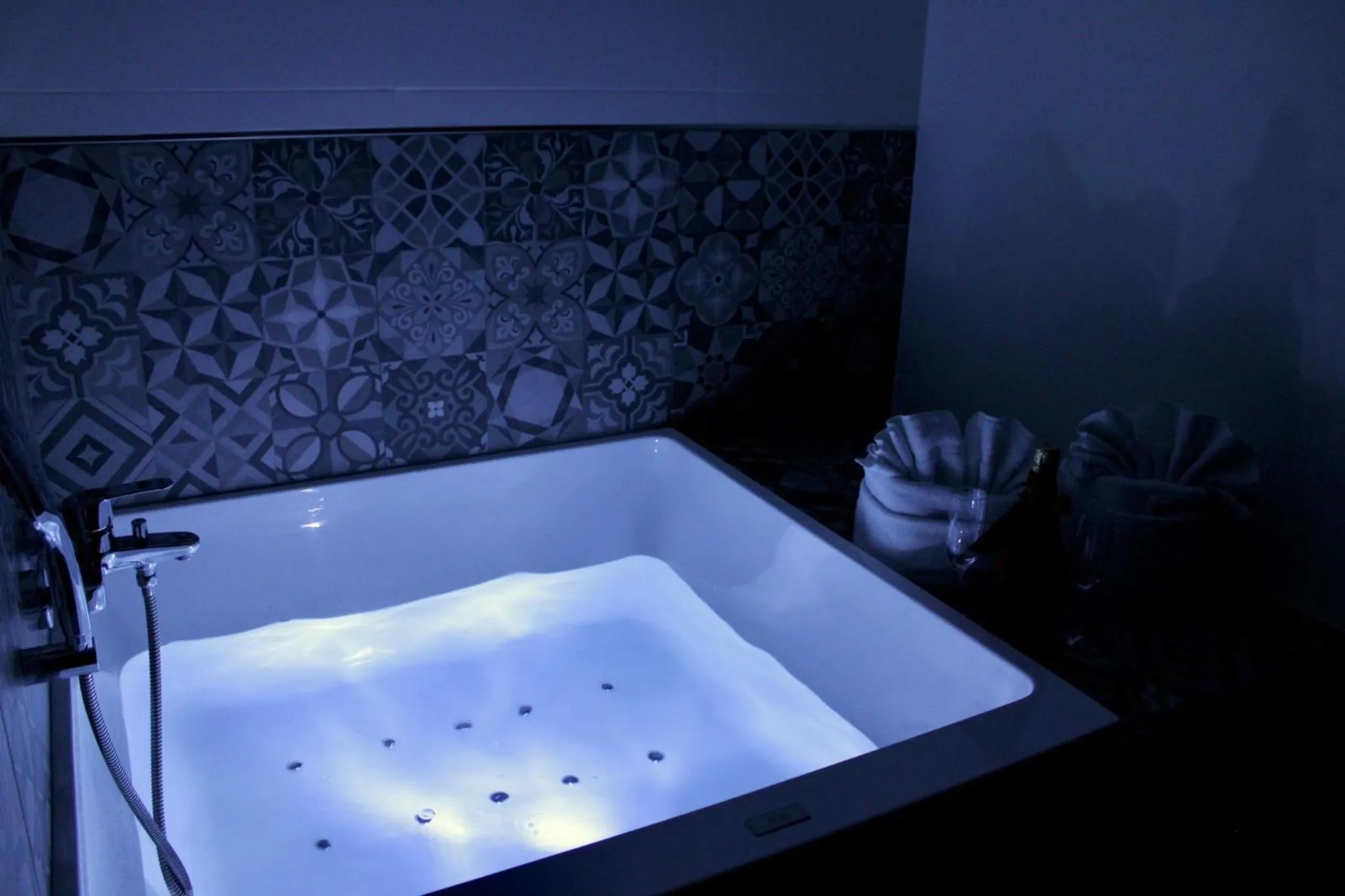 V E R O N E - Rooms & Suites - Liège - Rocourt