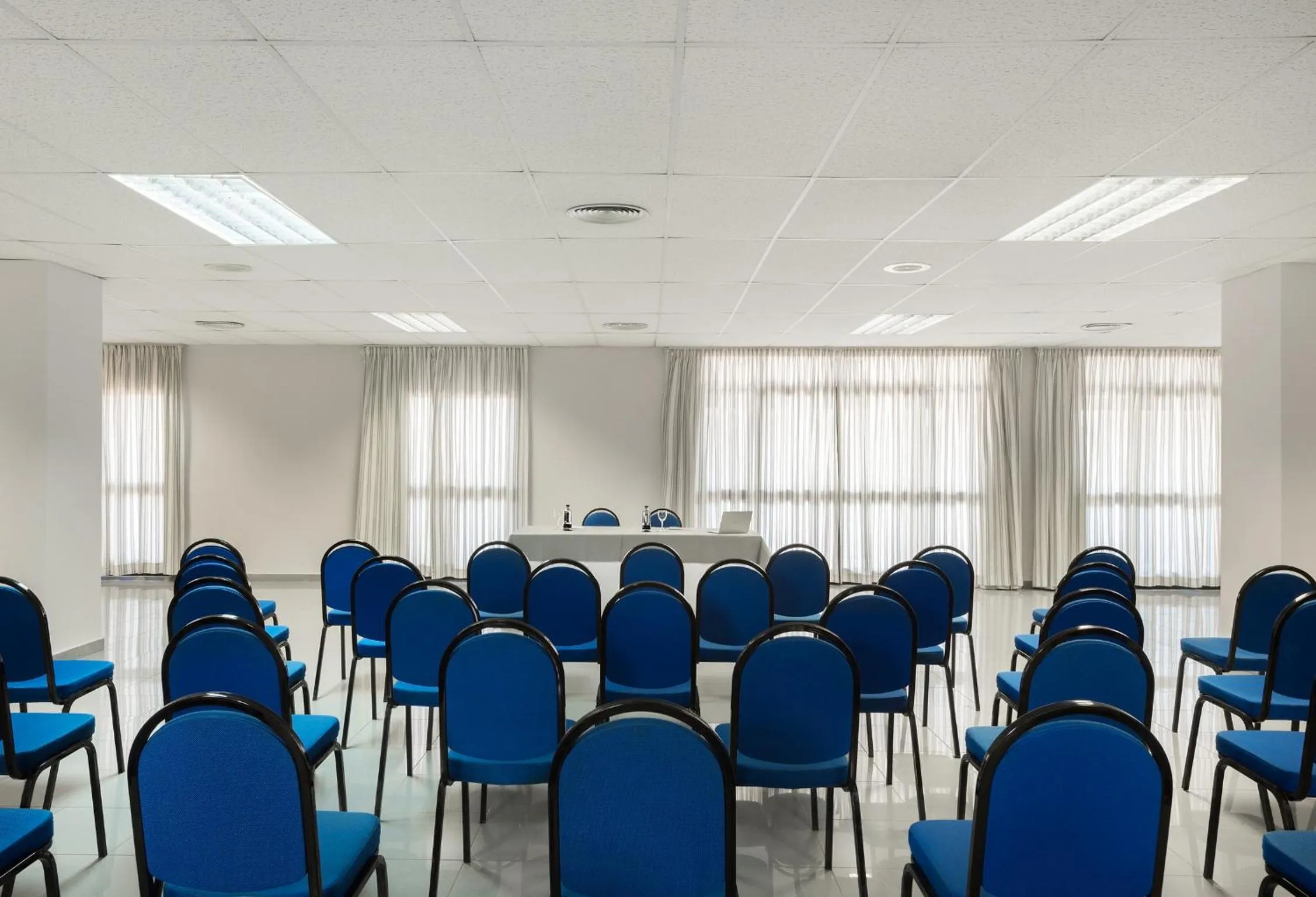 Banquet/Function facilities in Ona Diana Park