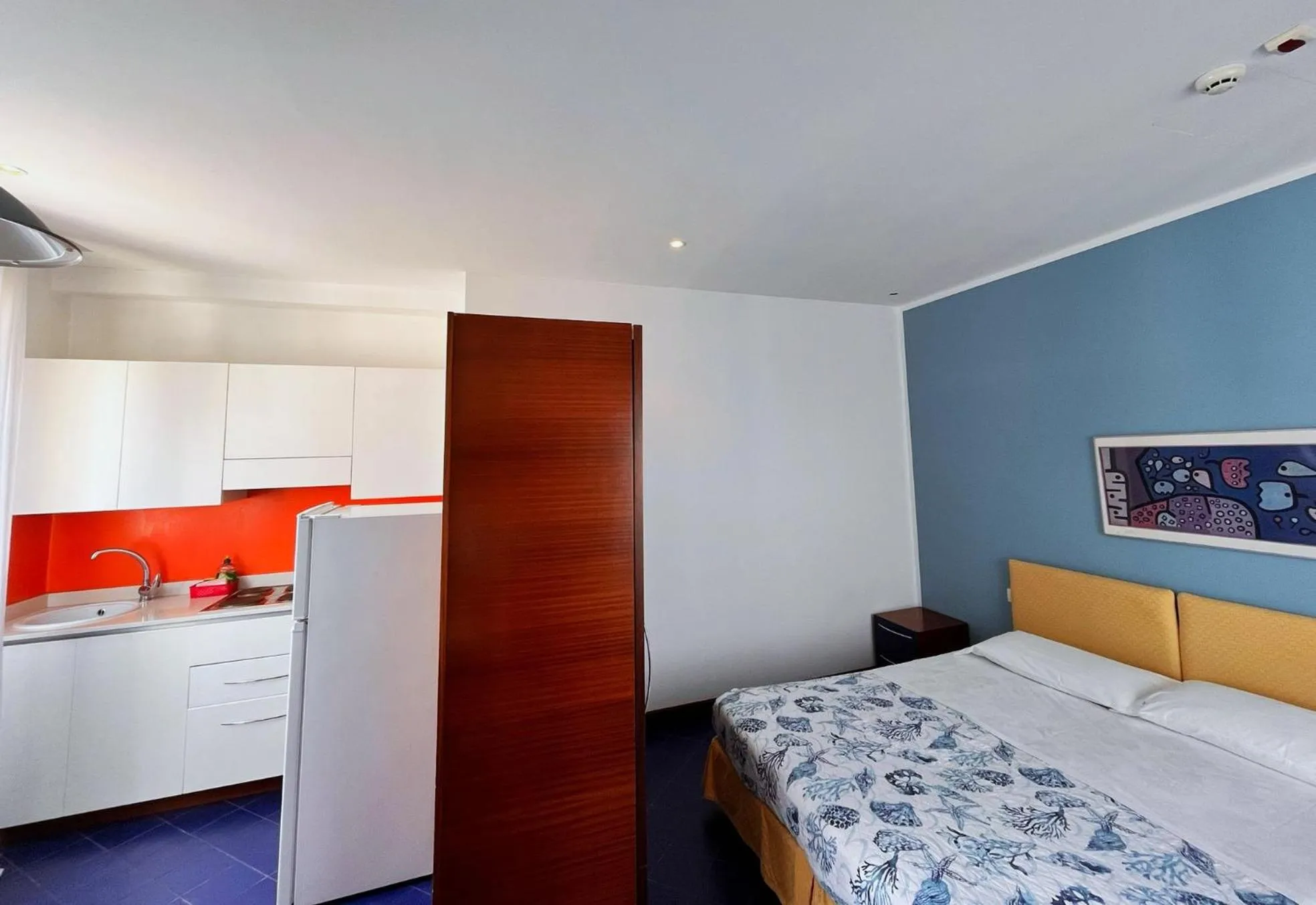 Kitchen or kitchenette, Bed in Residence Adriatico