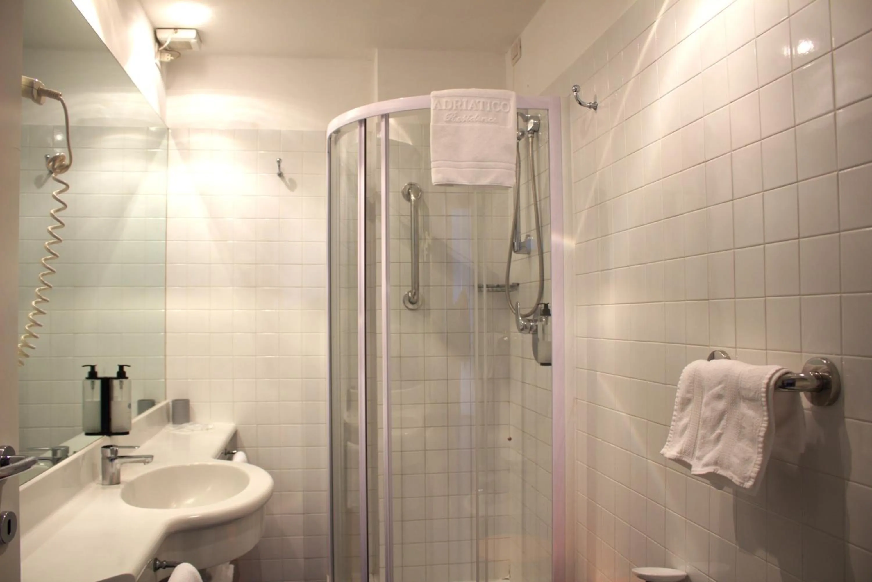 Shower in Residence Adriatico